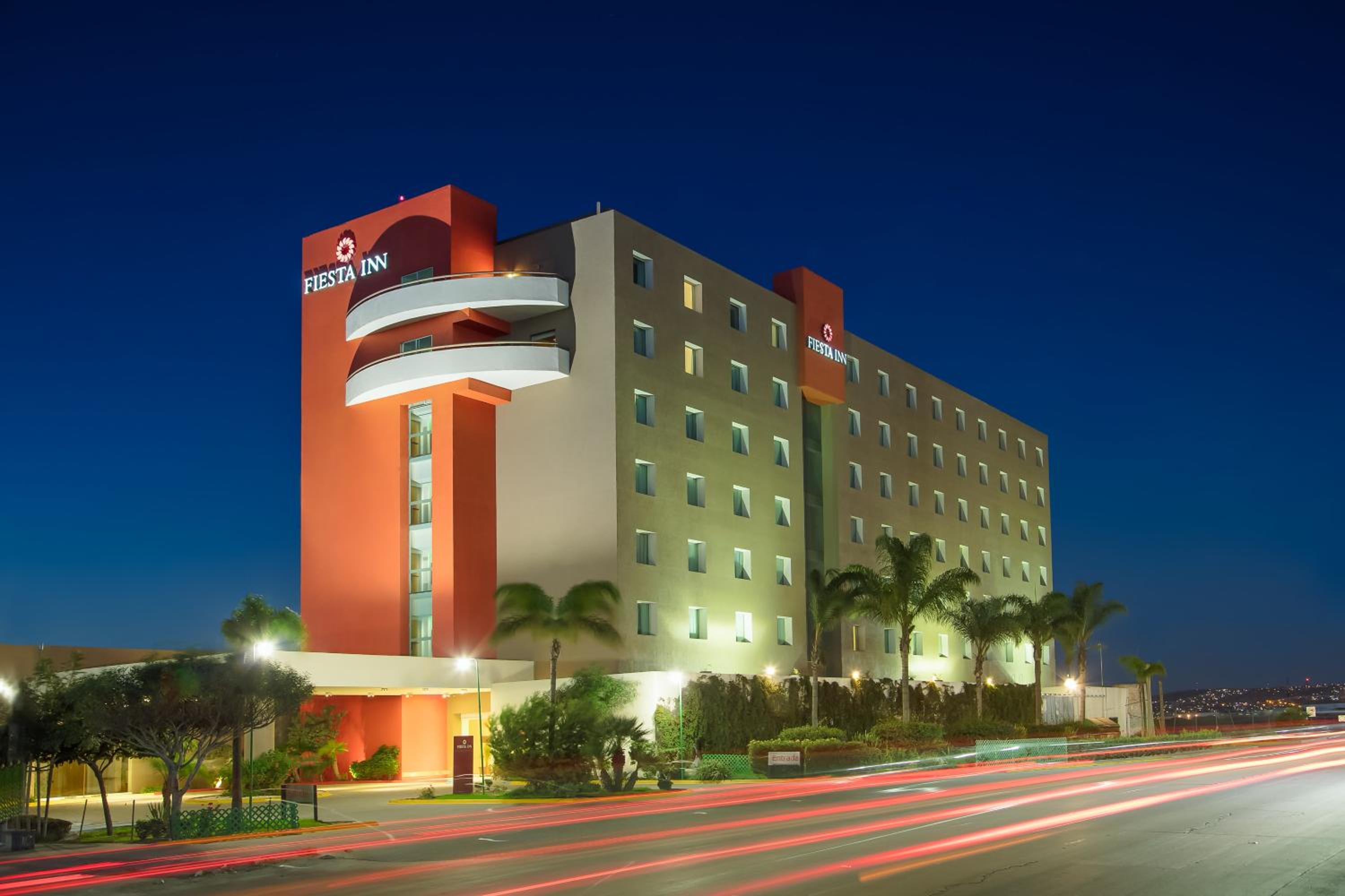 Hotel Fiesta Inn Tijuana Otay Aeropuerto - Image 1