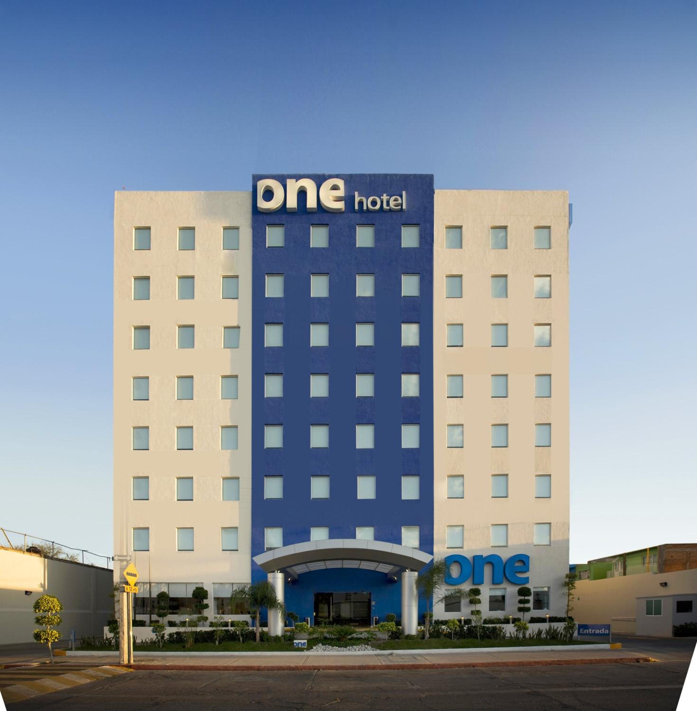 Hotel One Aguascalientes San Marcos - Image 1