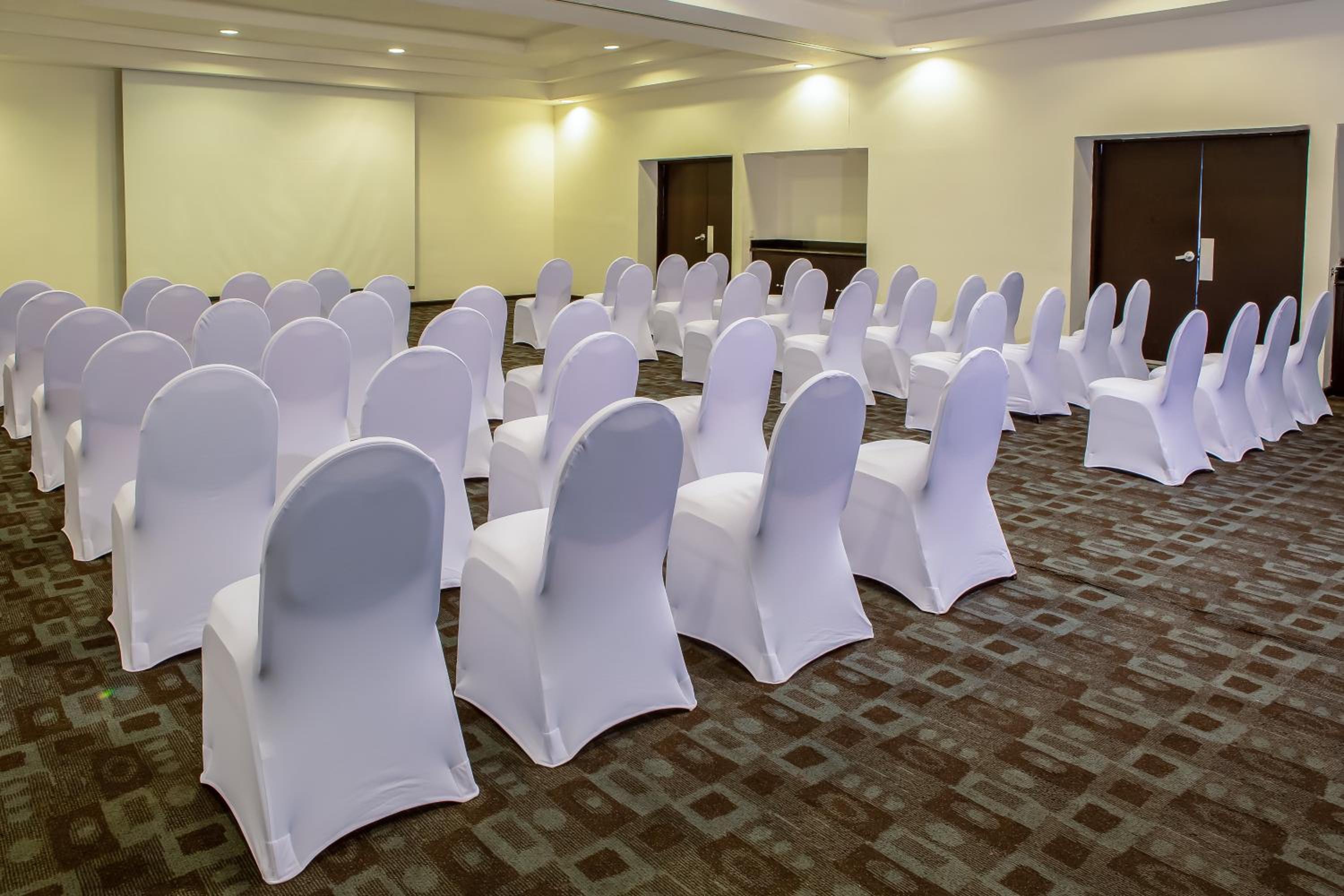 Tampico Vacations - Fiesta Inn Tampico - Property Image 5