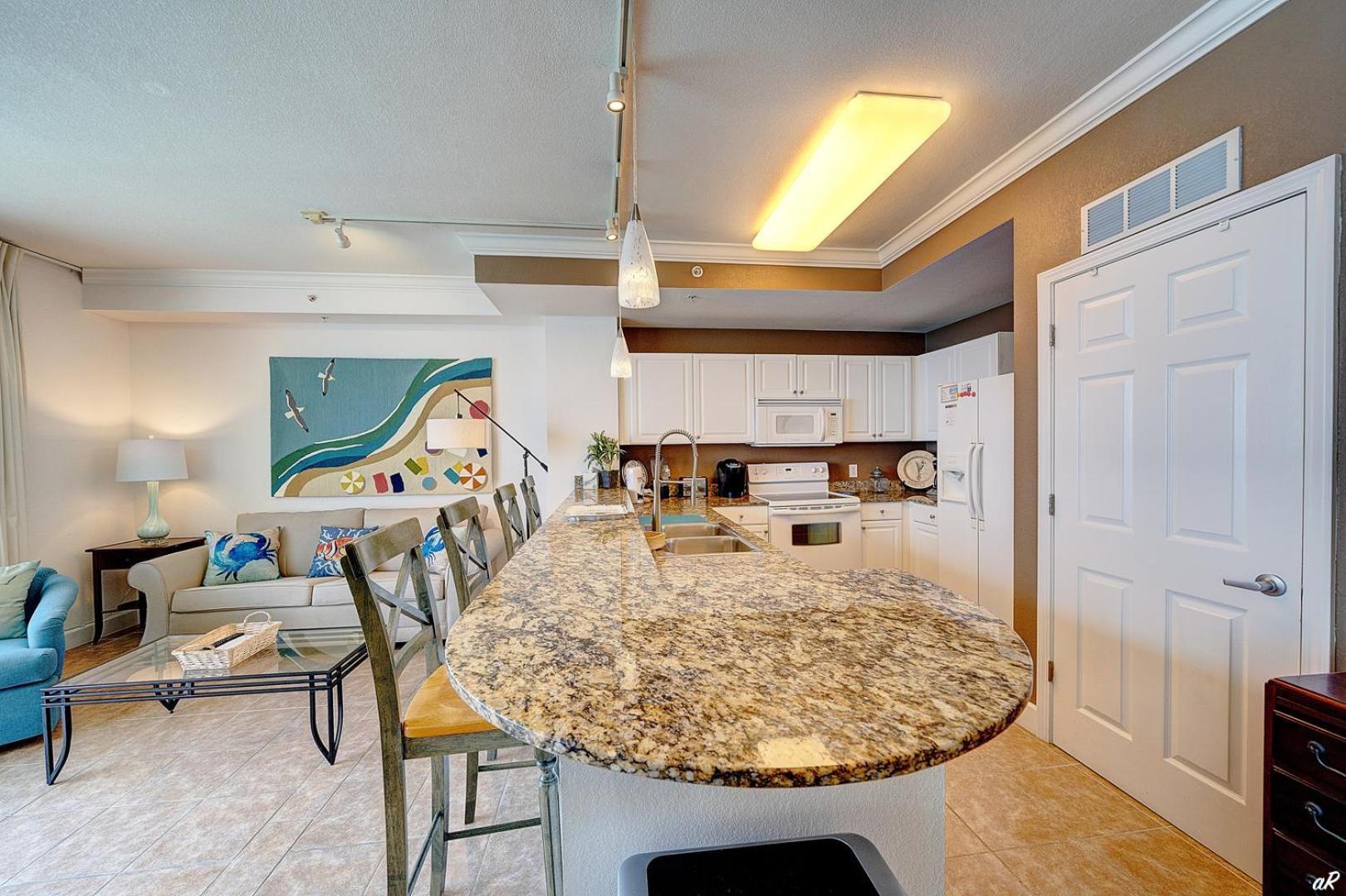 Amazing Sunset Oceanfront Condo