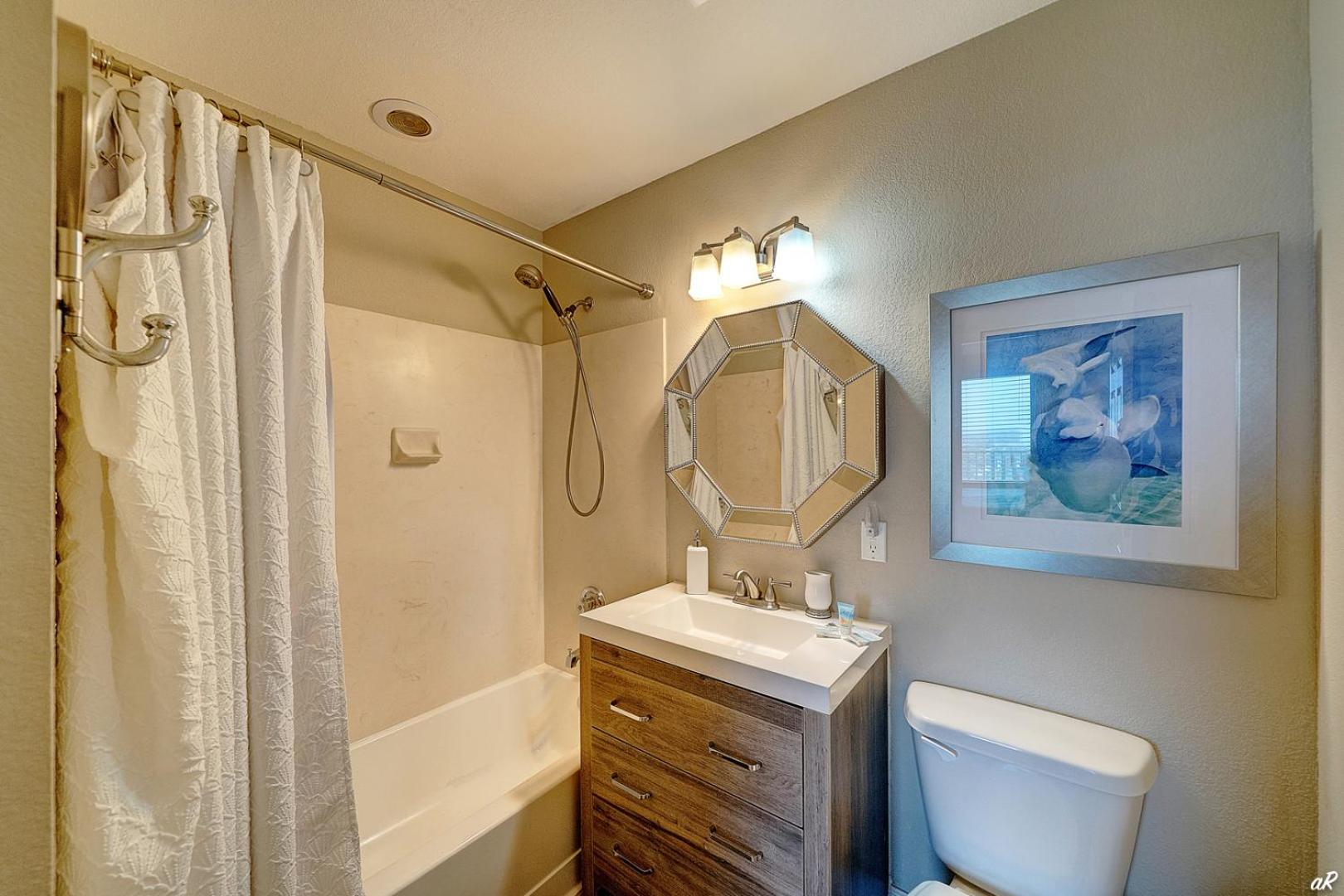 Amazing Sunset Oceanfront Condo