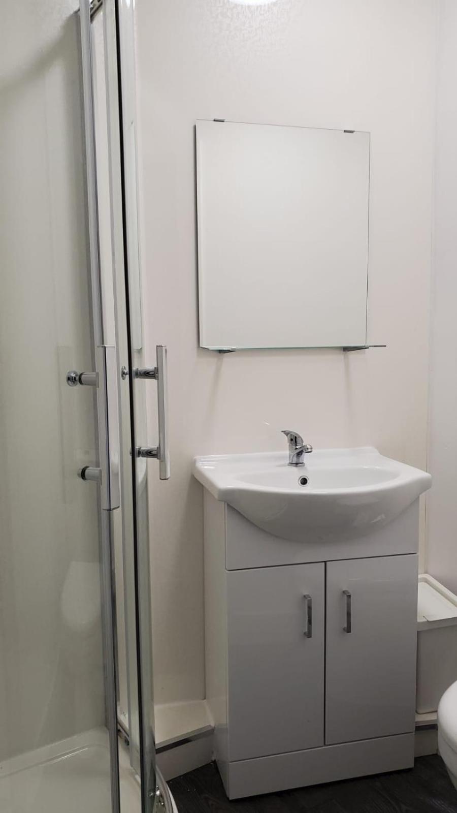 Leicester Vacations - Bell Gate House - Property Image 10