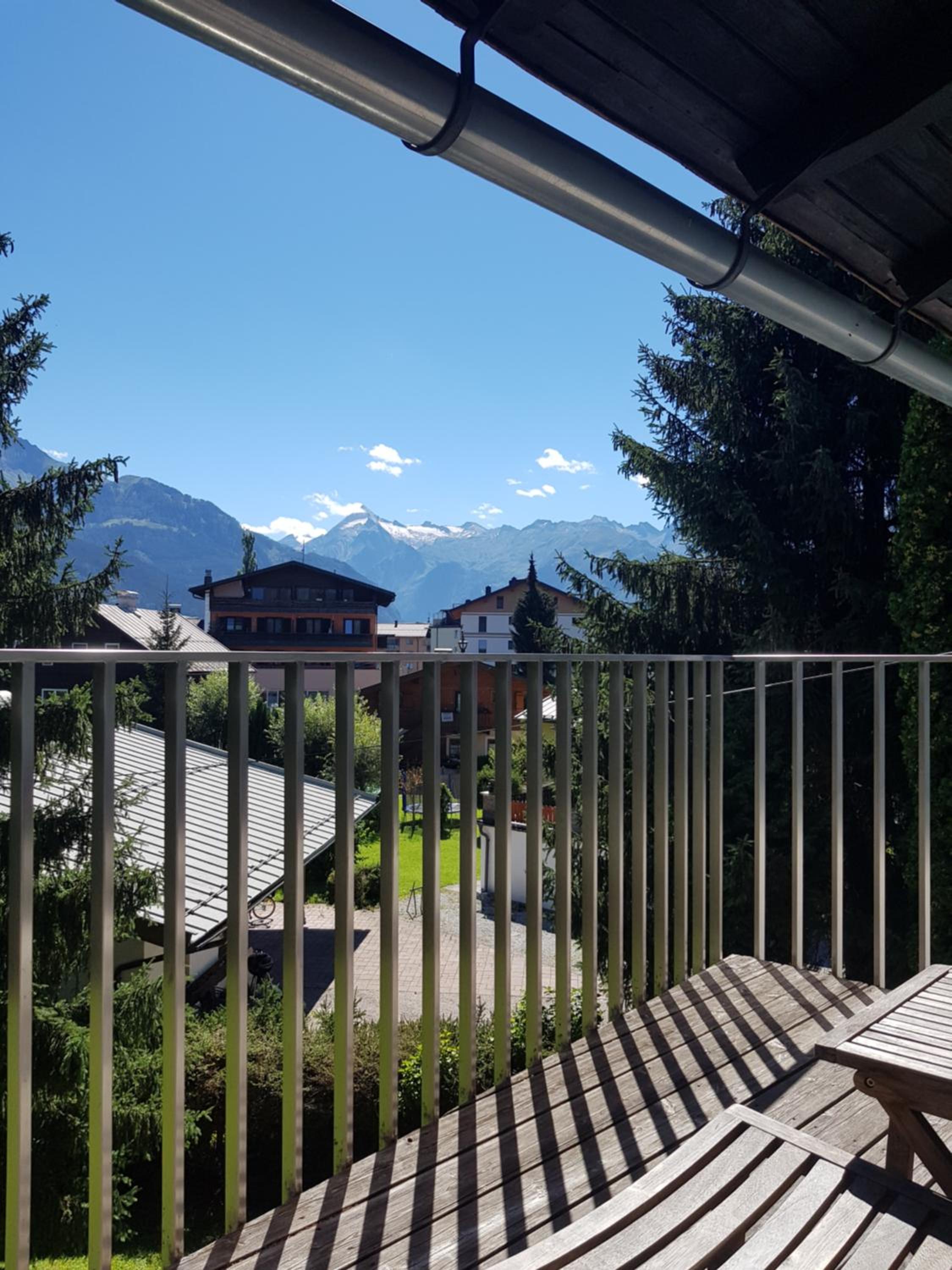 Apartmenthouse 5 Seasons - incl SUMMER CARD by All in One Apartments
