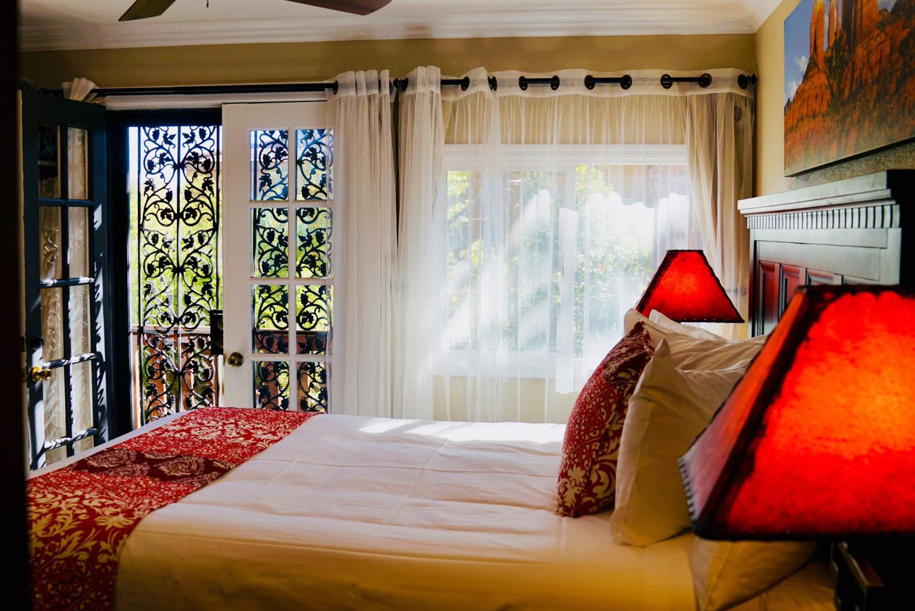 Sedona Vacations - Lantern Light Inn - Romantic Getaway - Property Image 50