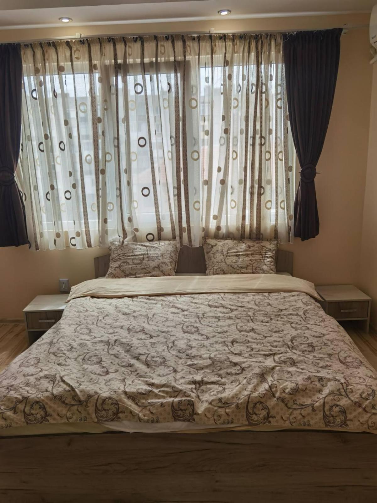 Апартамент ДАНИ Apartament Dani