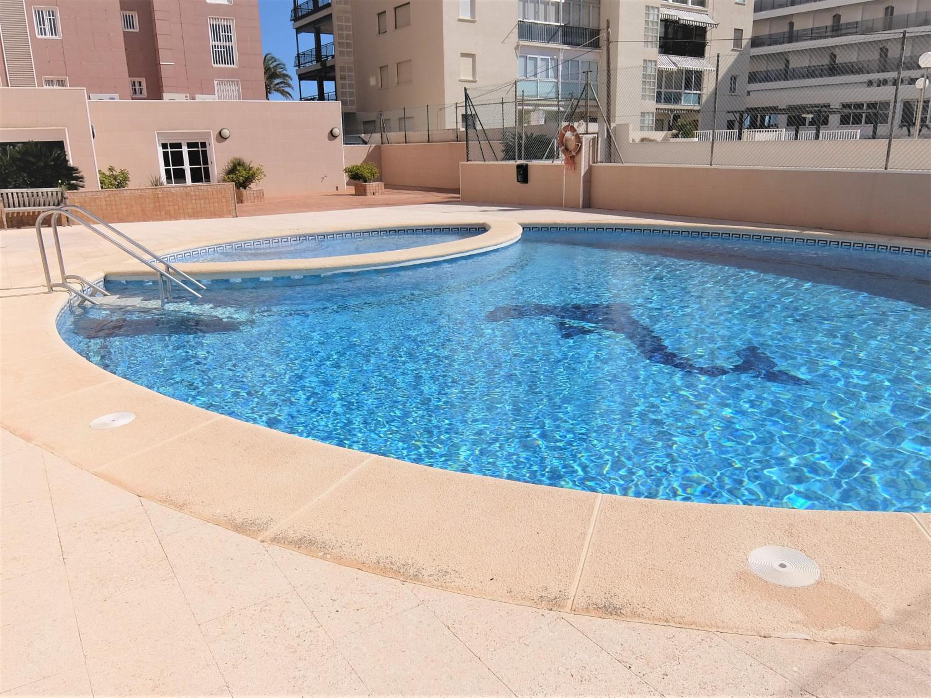 CAPRI GANDIA PRIMERA LÍNEA - Alquiler solo familias
