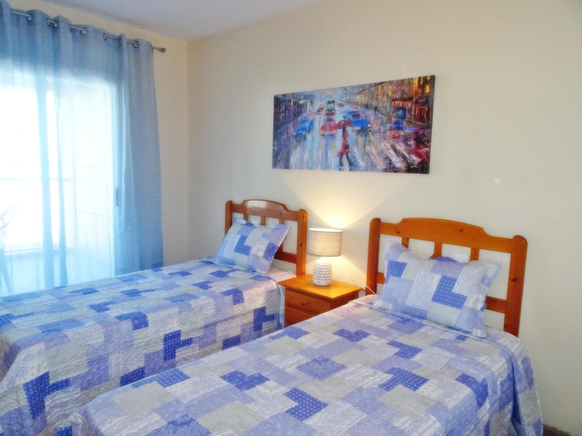 CAPRI GANDIA PRIMERA LÍNEA - Alquiler solo familias