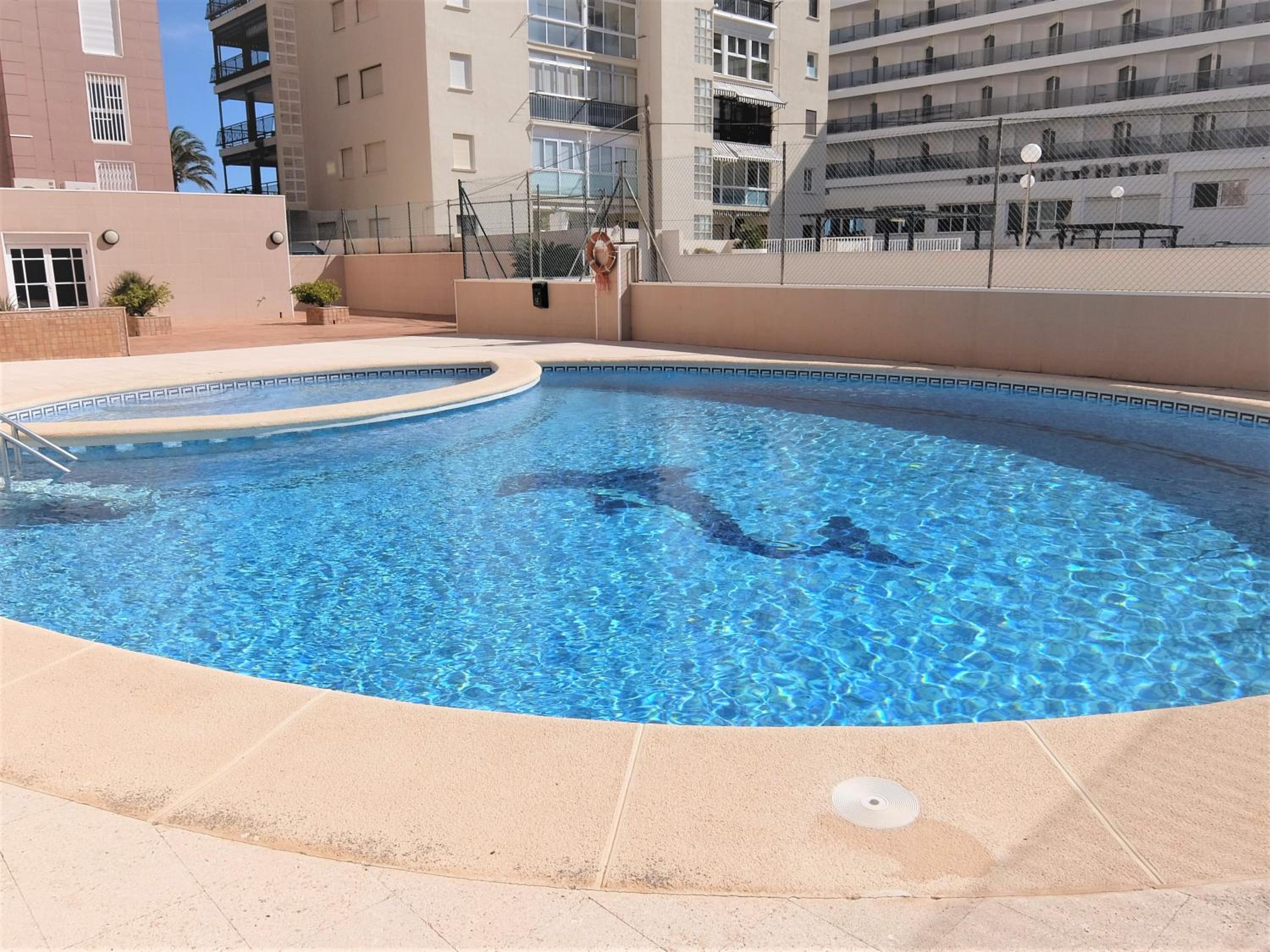 CAPRI GANDIA PRIMERA LÍNEA - Alquiler solo familias