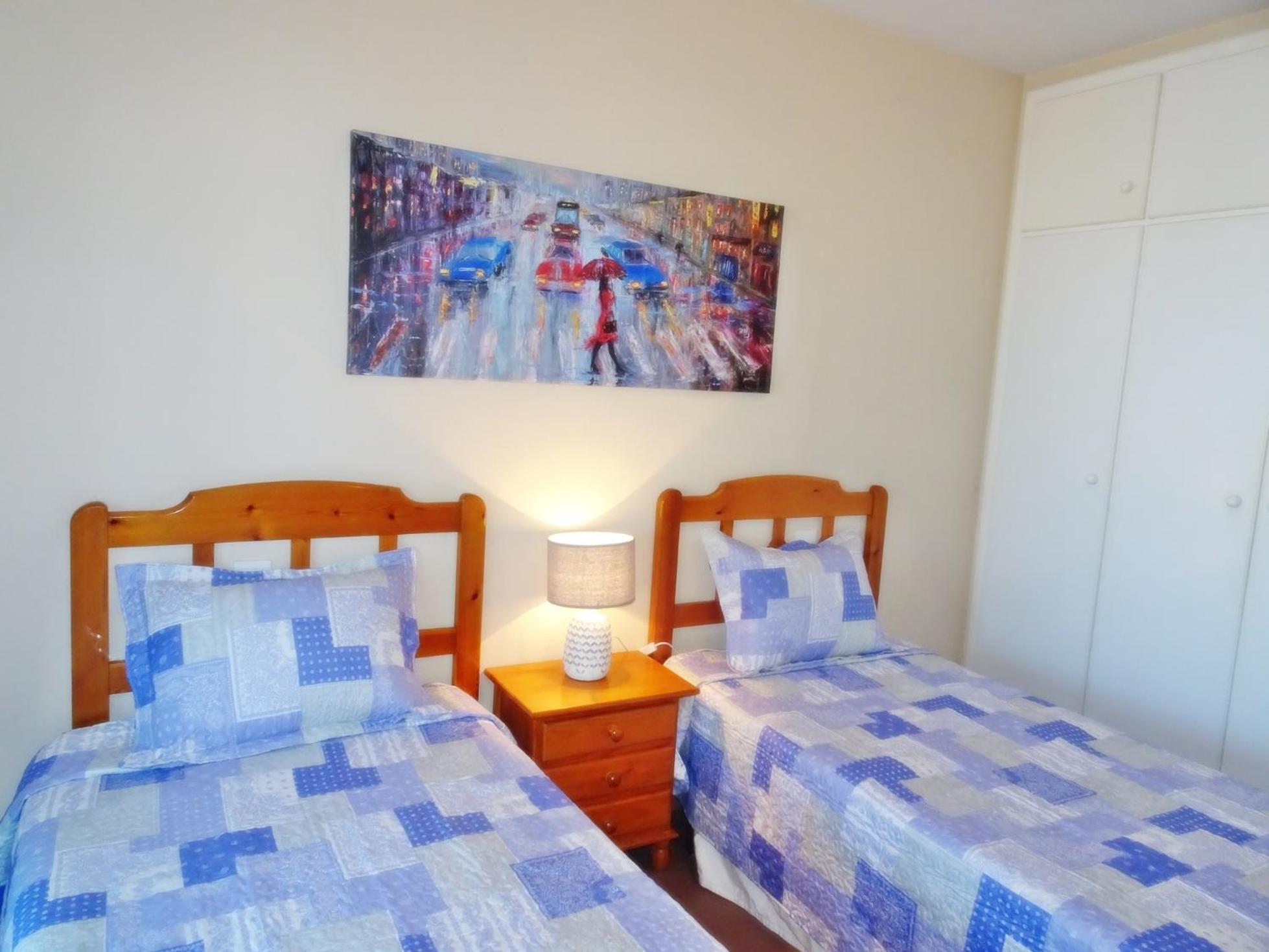 CAPRI GANDIA PRIMERA LÍNEA - Alquiler solo familias