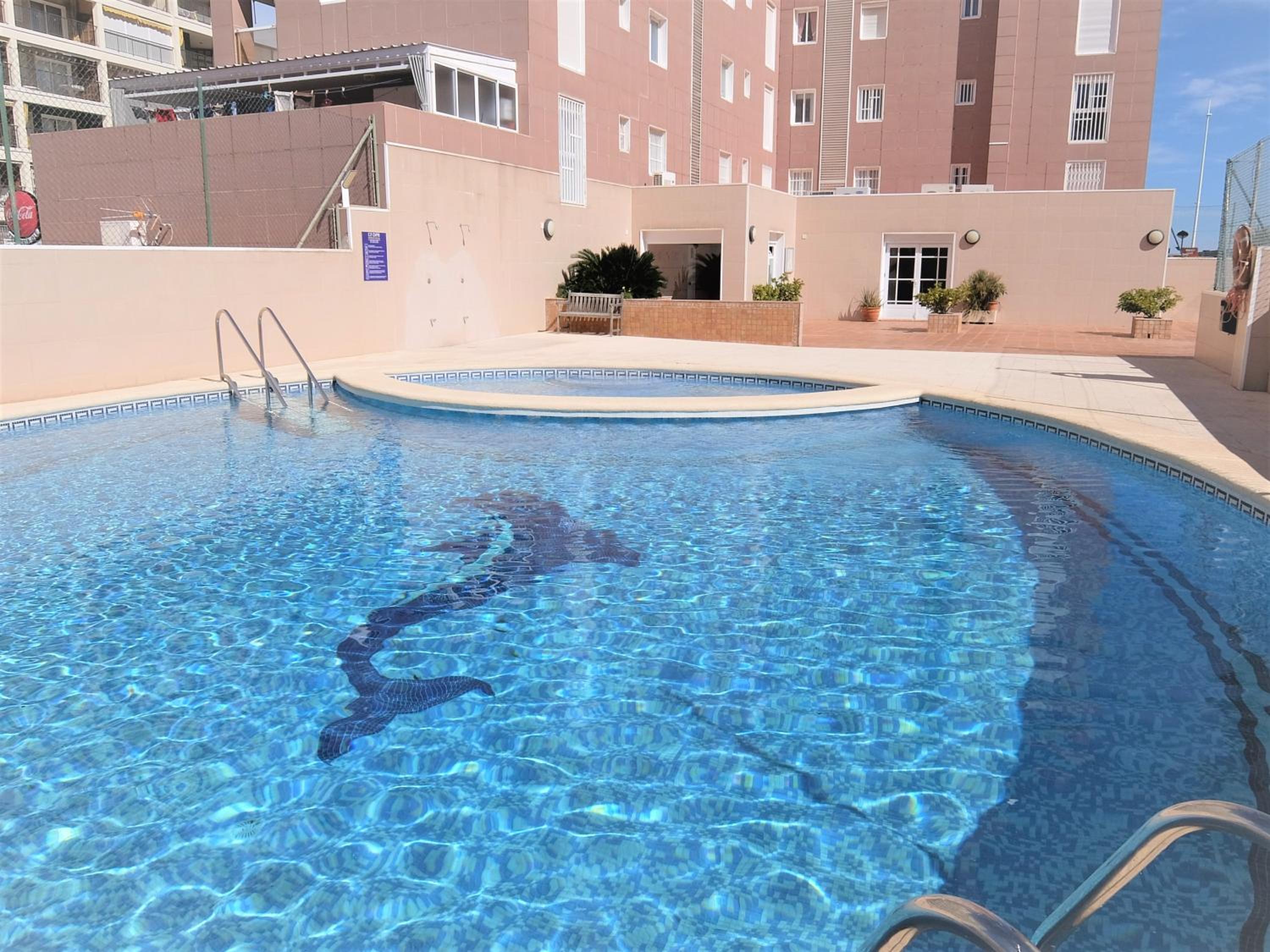 CAPRI GANDIA PRIMERA LÍNEA - Alquiler solo familias