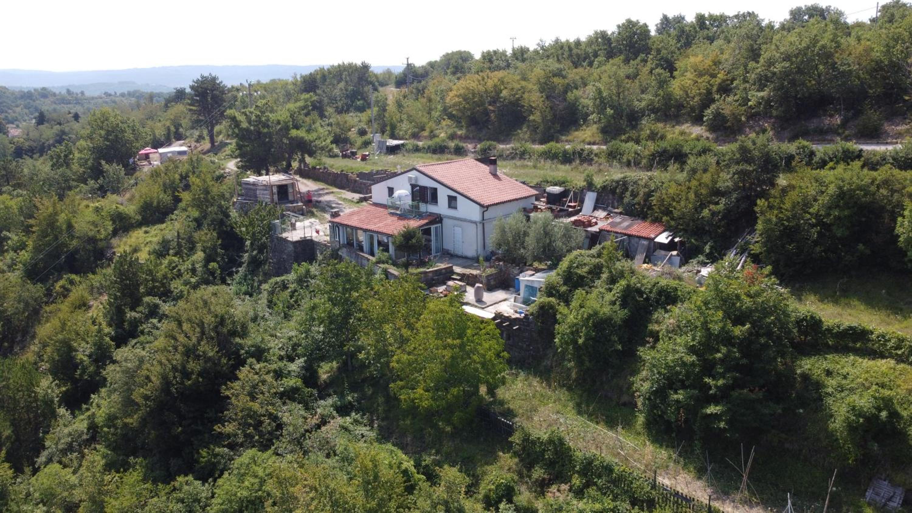 Apartments Pomjan Pogled na gore view 4