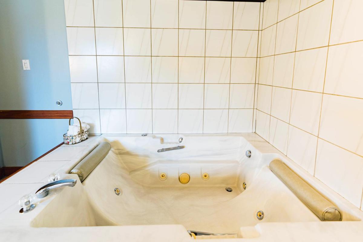 Jacuzzi