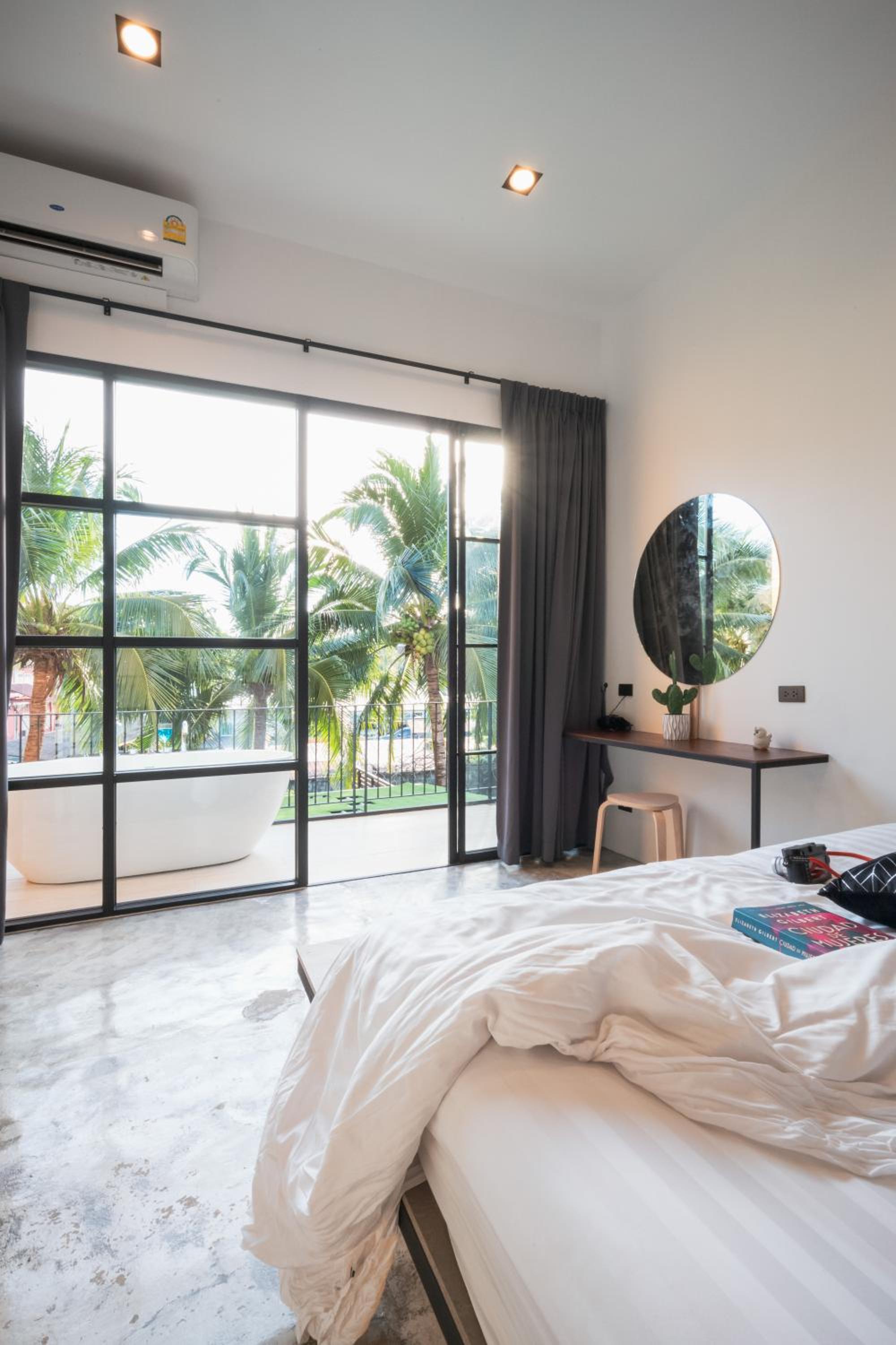 Book a Bed Poshtel - SHA Plus