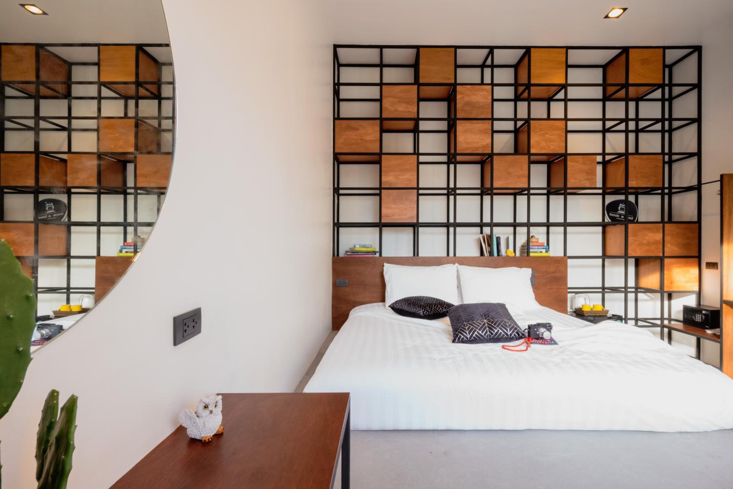 Book a Bed Poshtel - SHA Plus