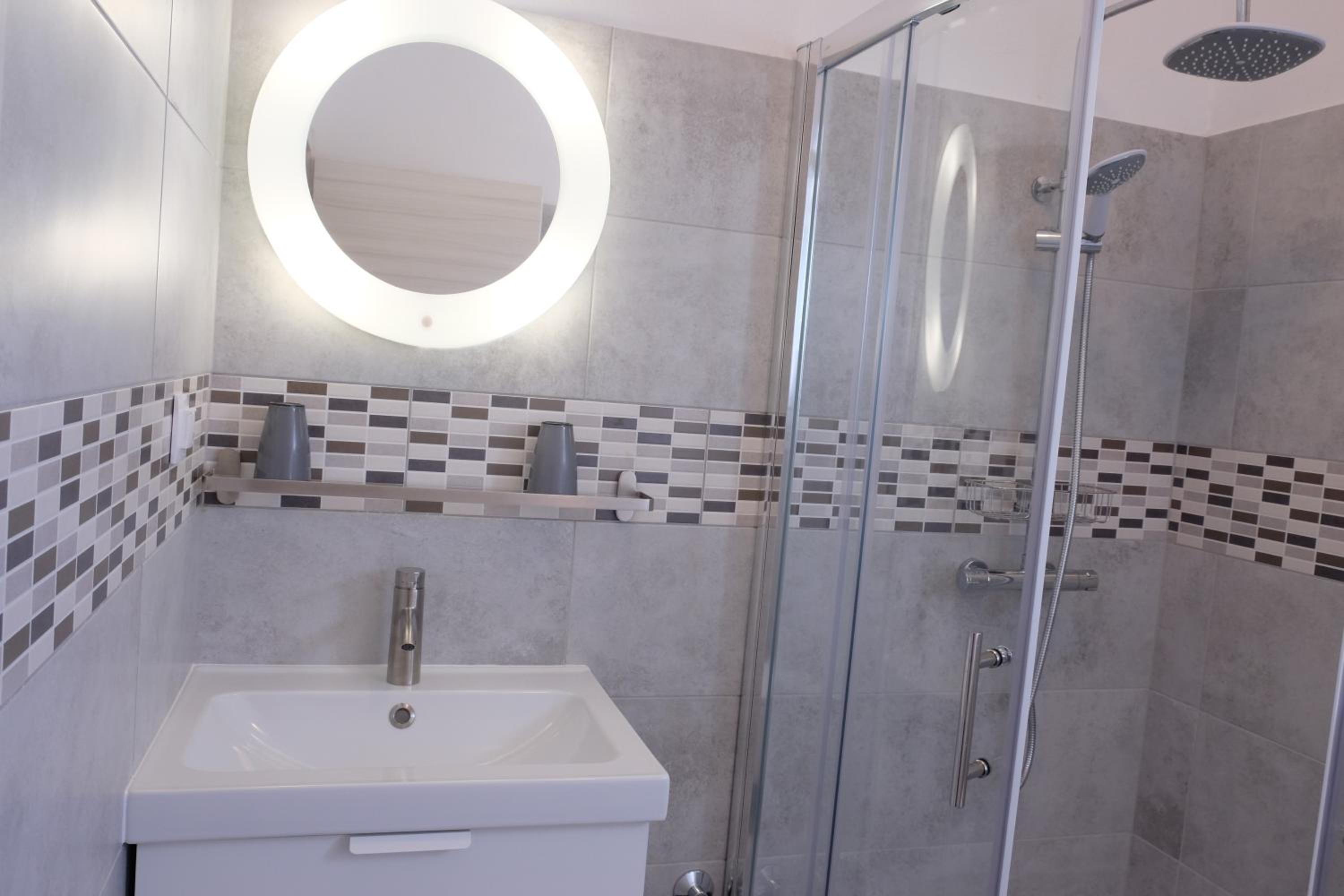 Apartmani Mojca view 2