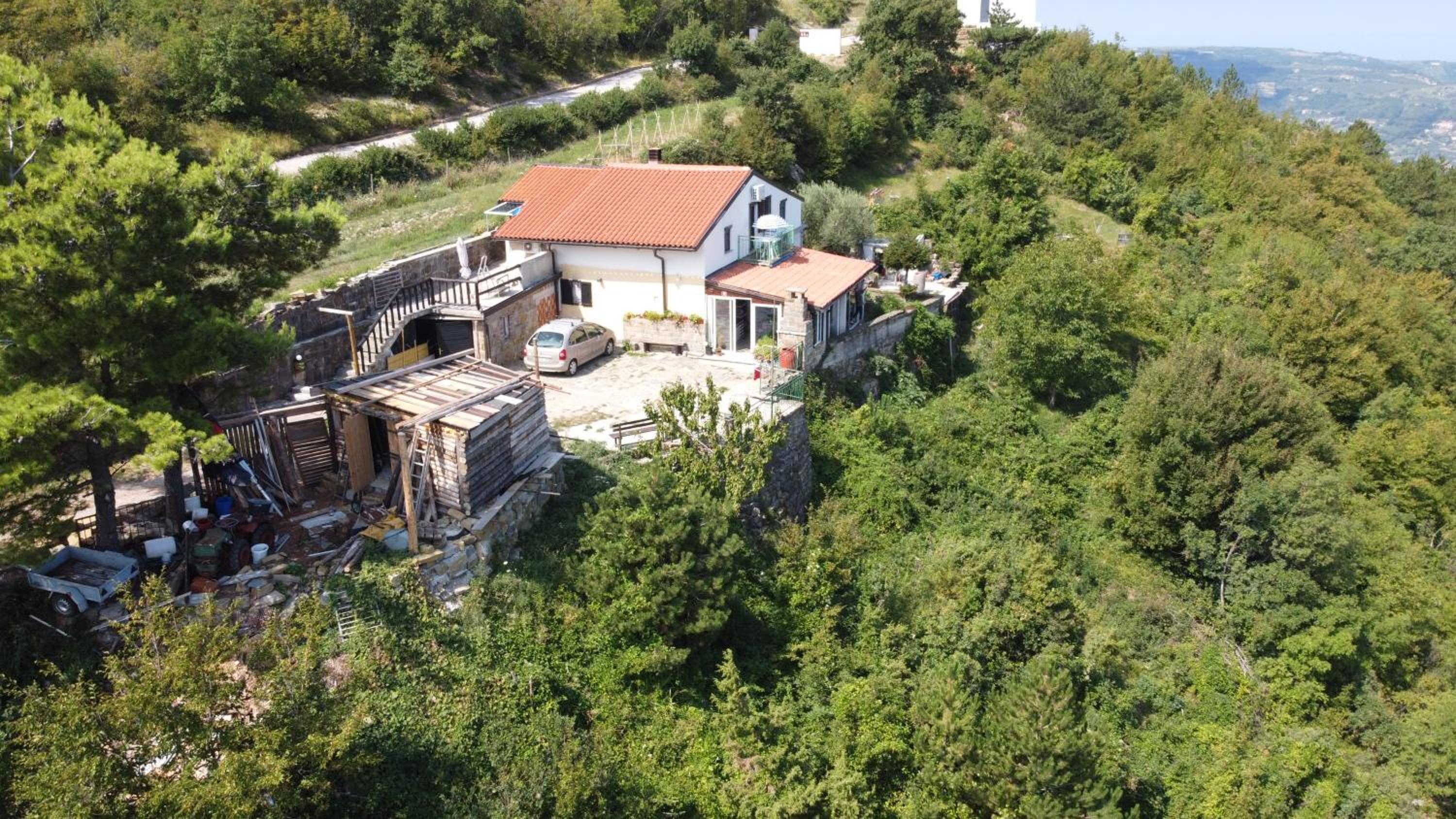 Apartments Pomjan Pogled na gore view 2