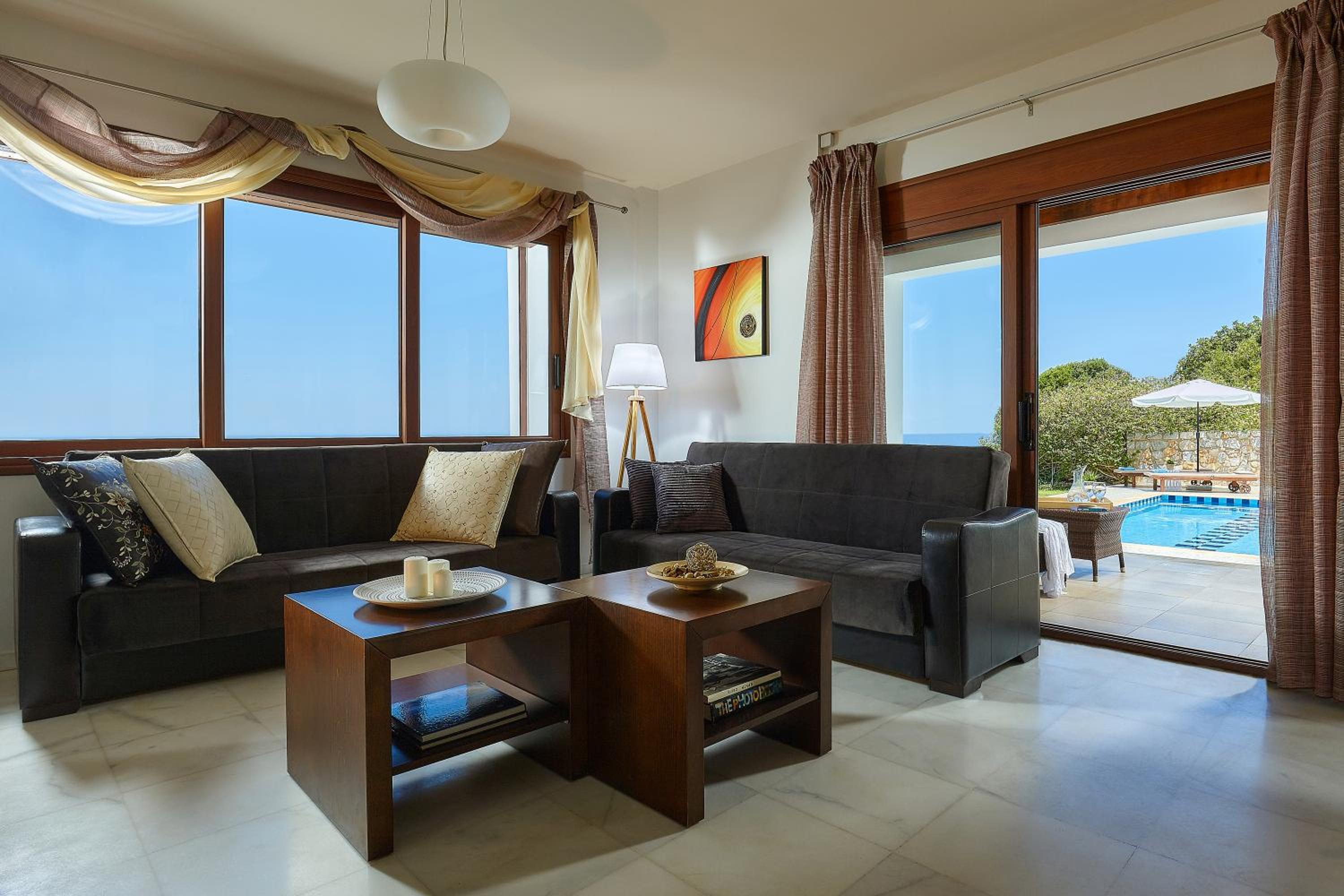 Okeanides Villas