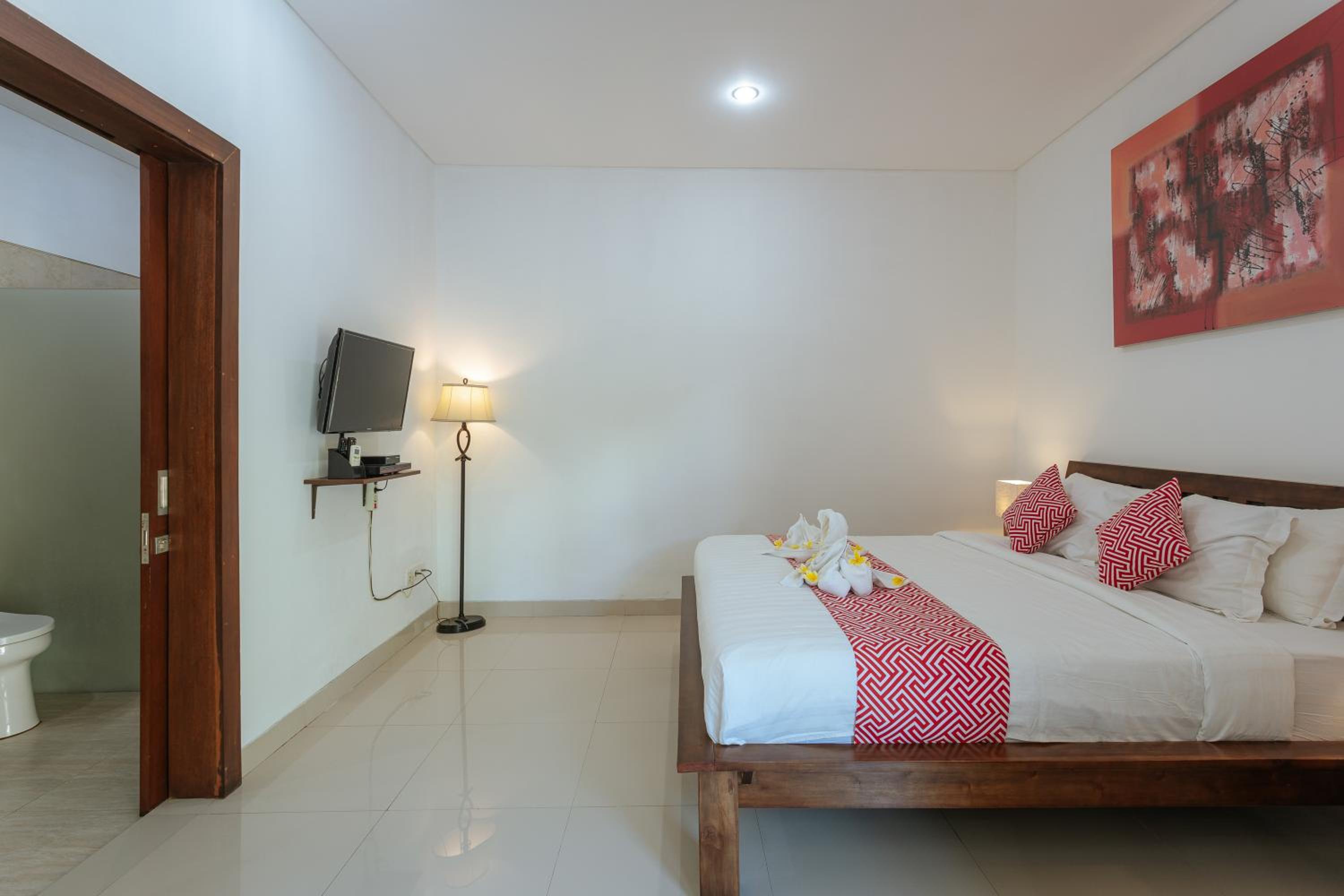 Villa Sedana, Seminyak - 2 Bedroom Private Pool Villa!