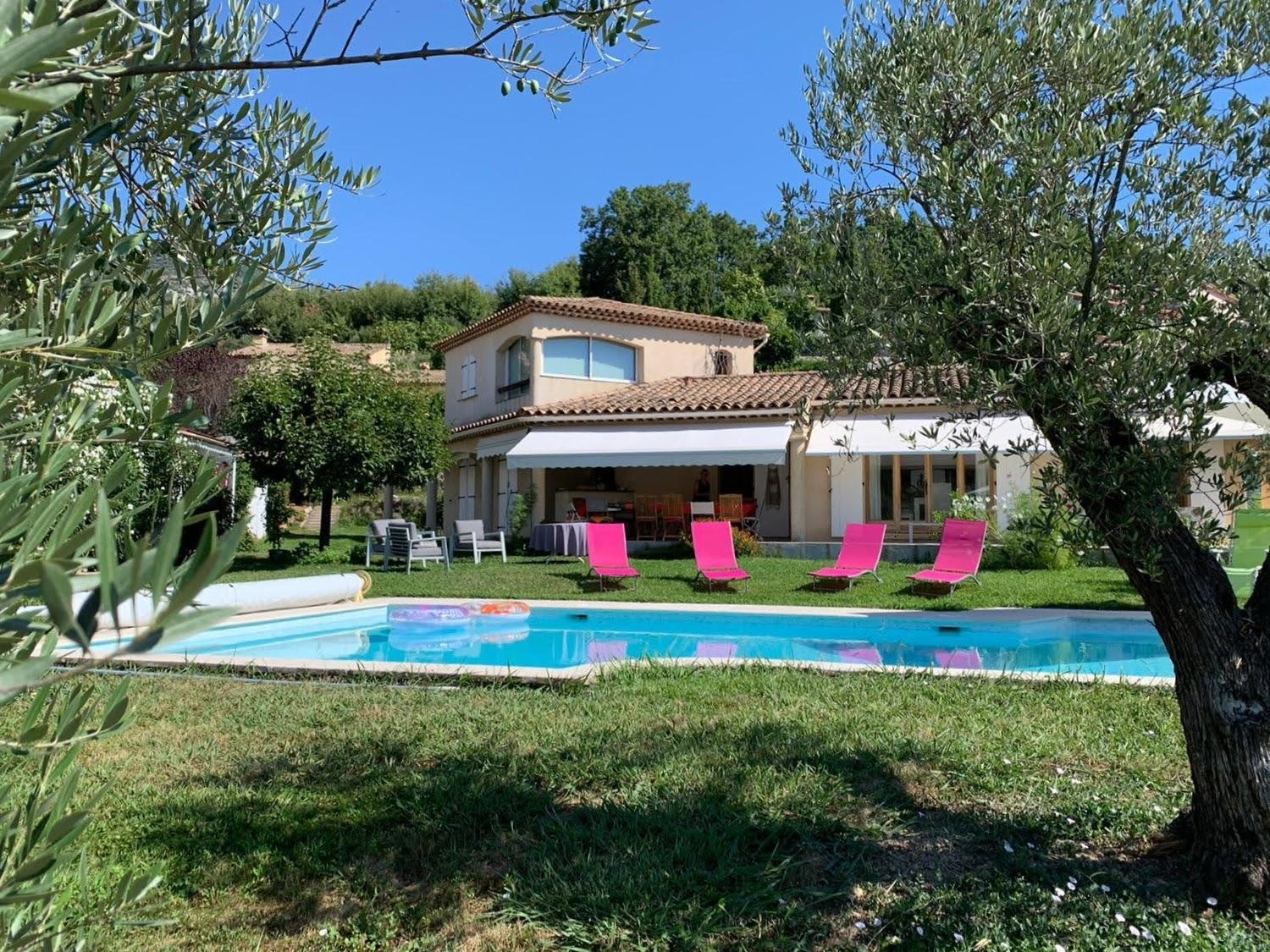Bed & Breakfast Les LILLAS view 2