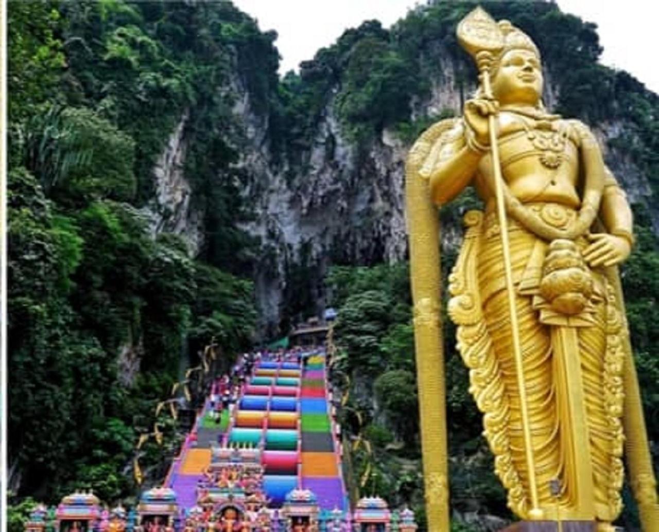 Kepong Homestay Selayang Batu Caves by Warm Home