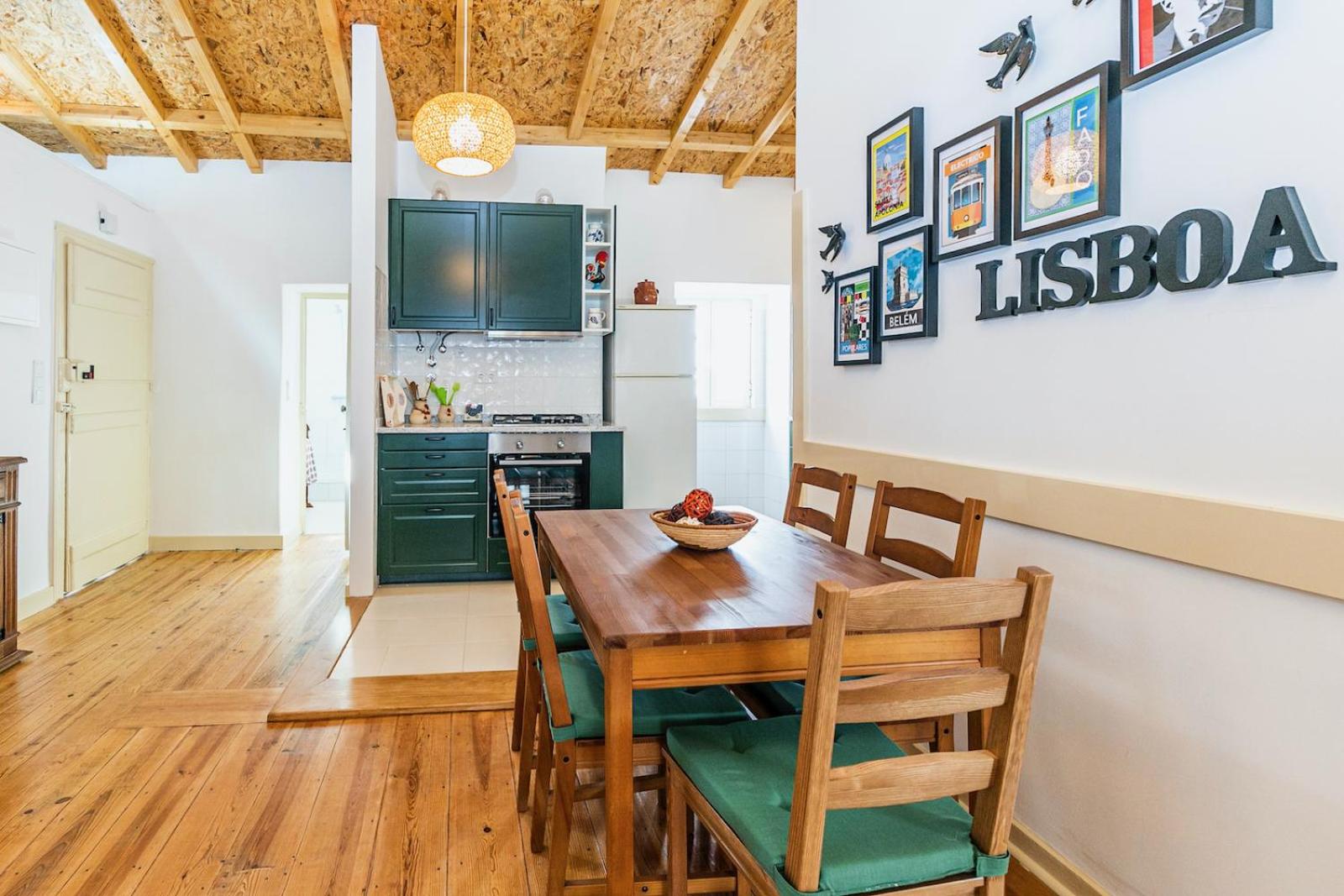 Moderno Apartamento em Bairro típico Lisboeta view 5
