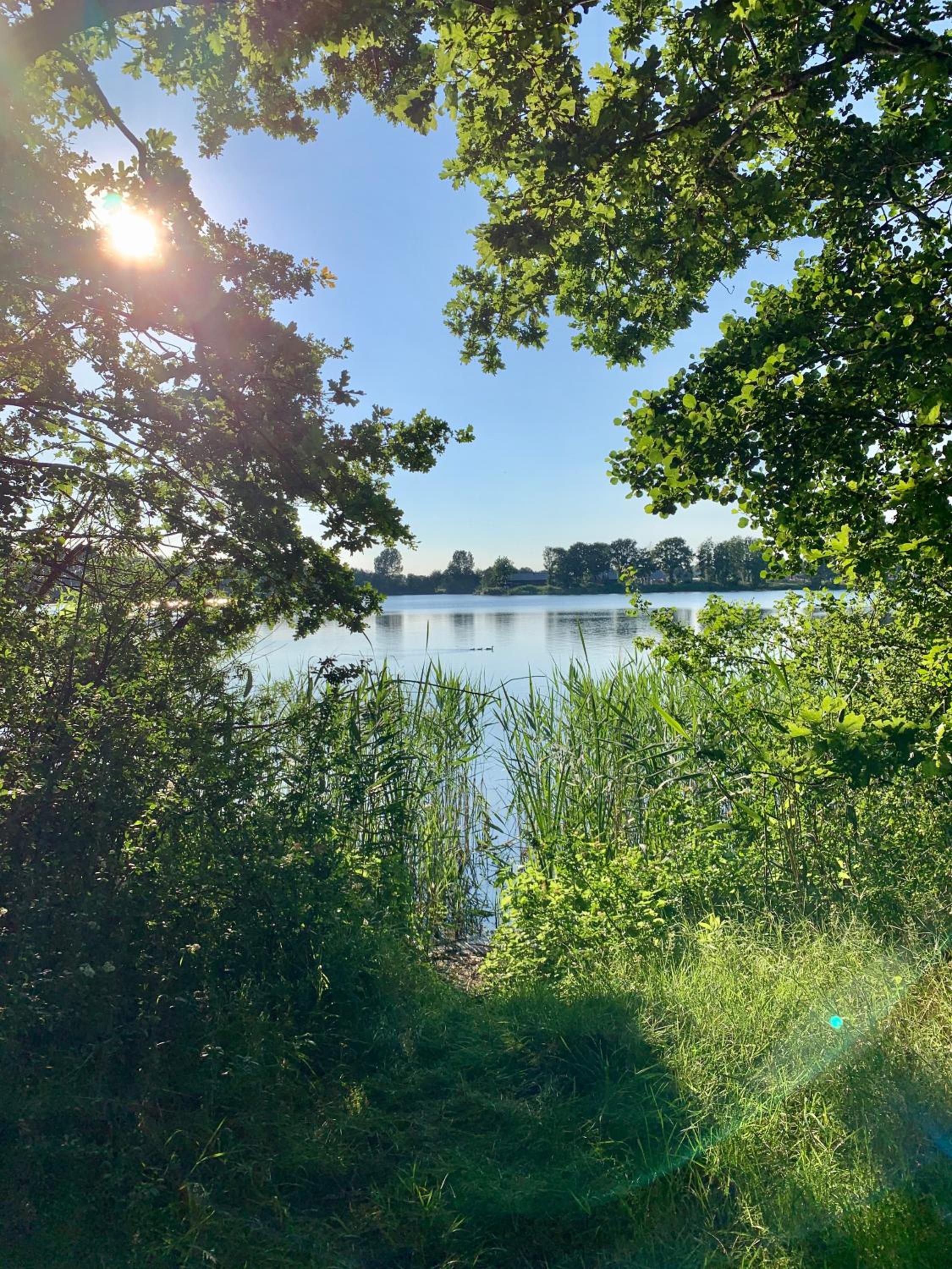 Haus am See mit Sauna und Kamin