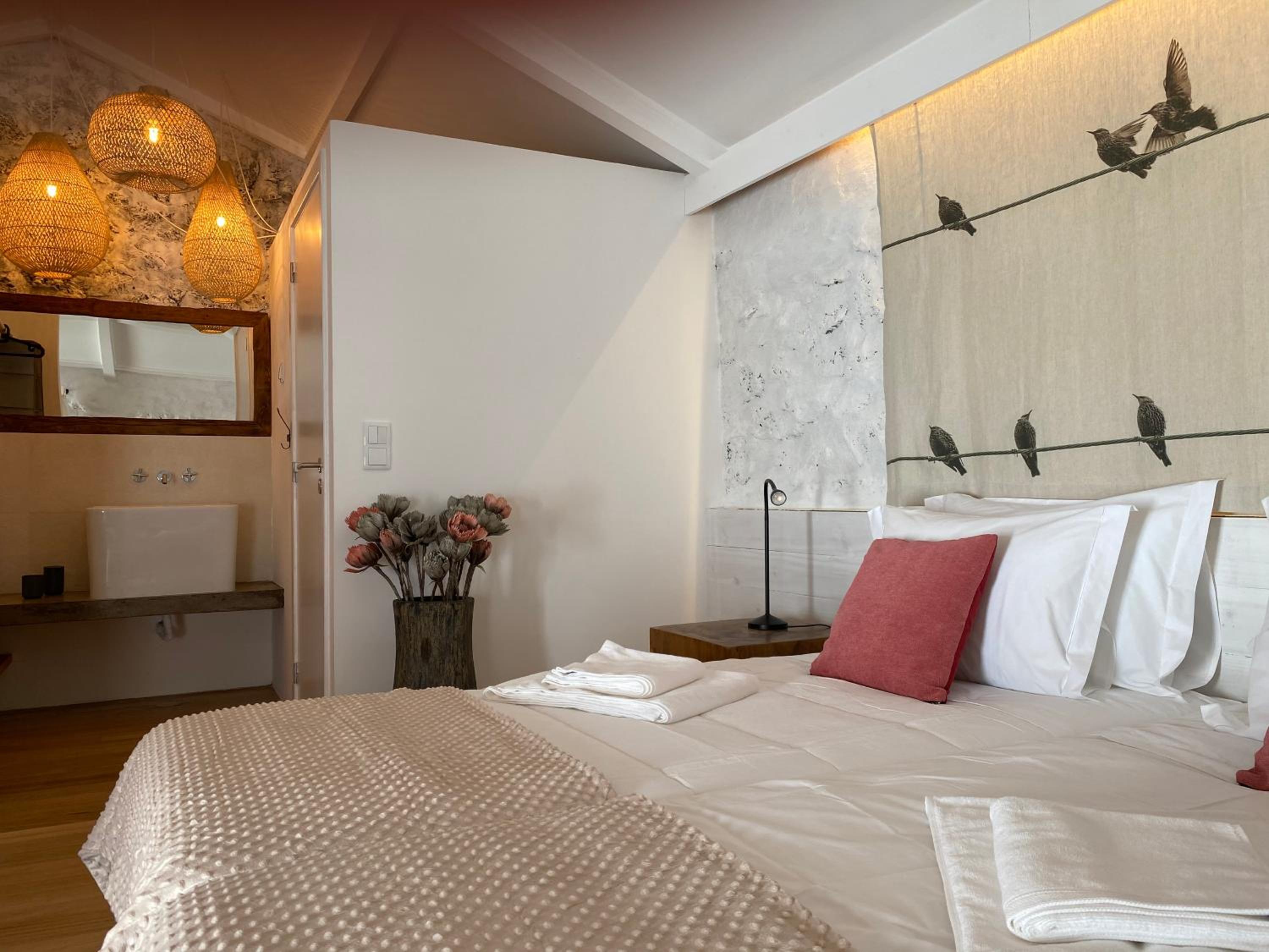 LUZZ me - Casas de Santa Bárbara view 4