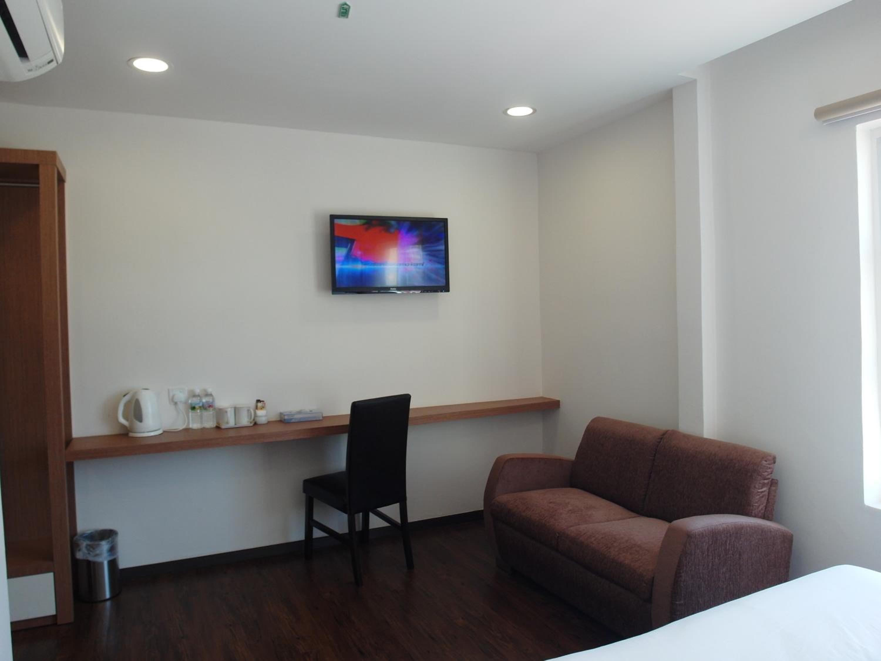 Nagoya Inn Hotel