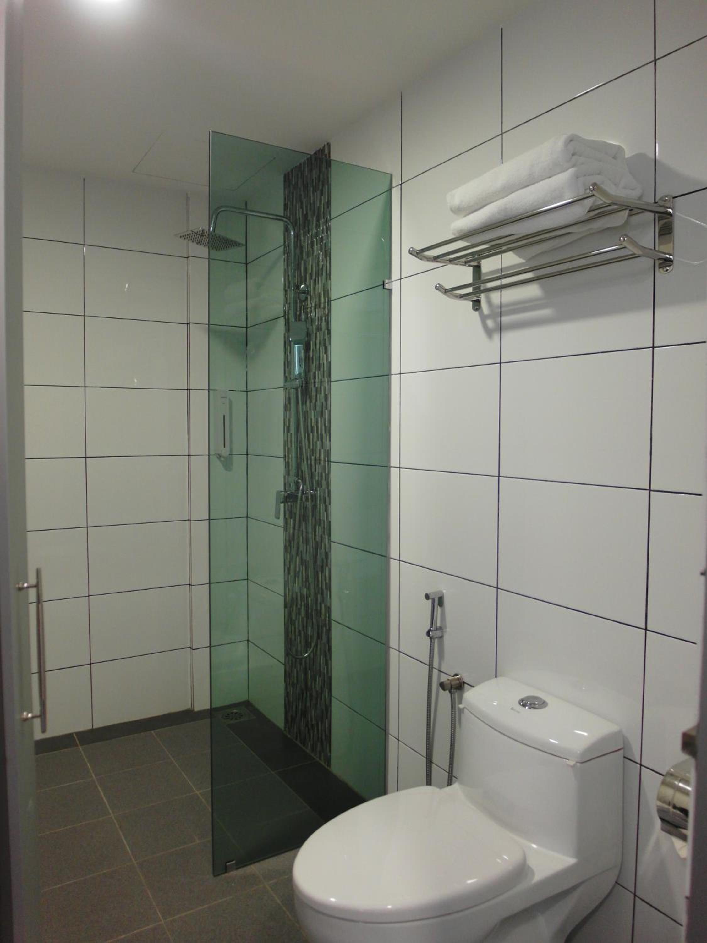 Nagoya Inn Hotel