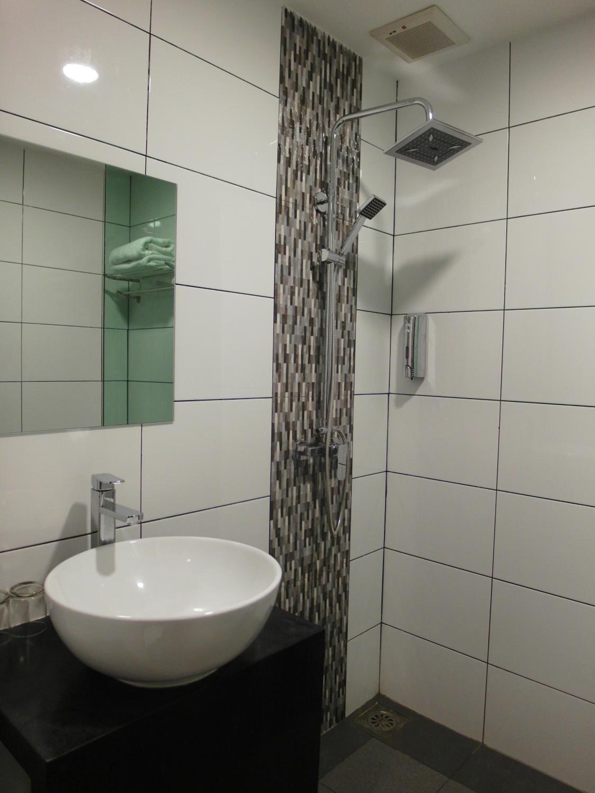 Nagoya Inn Hotel