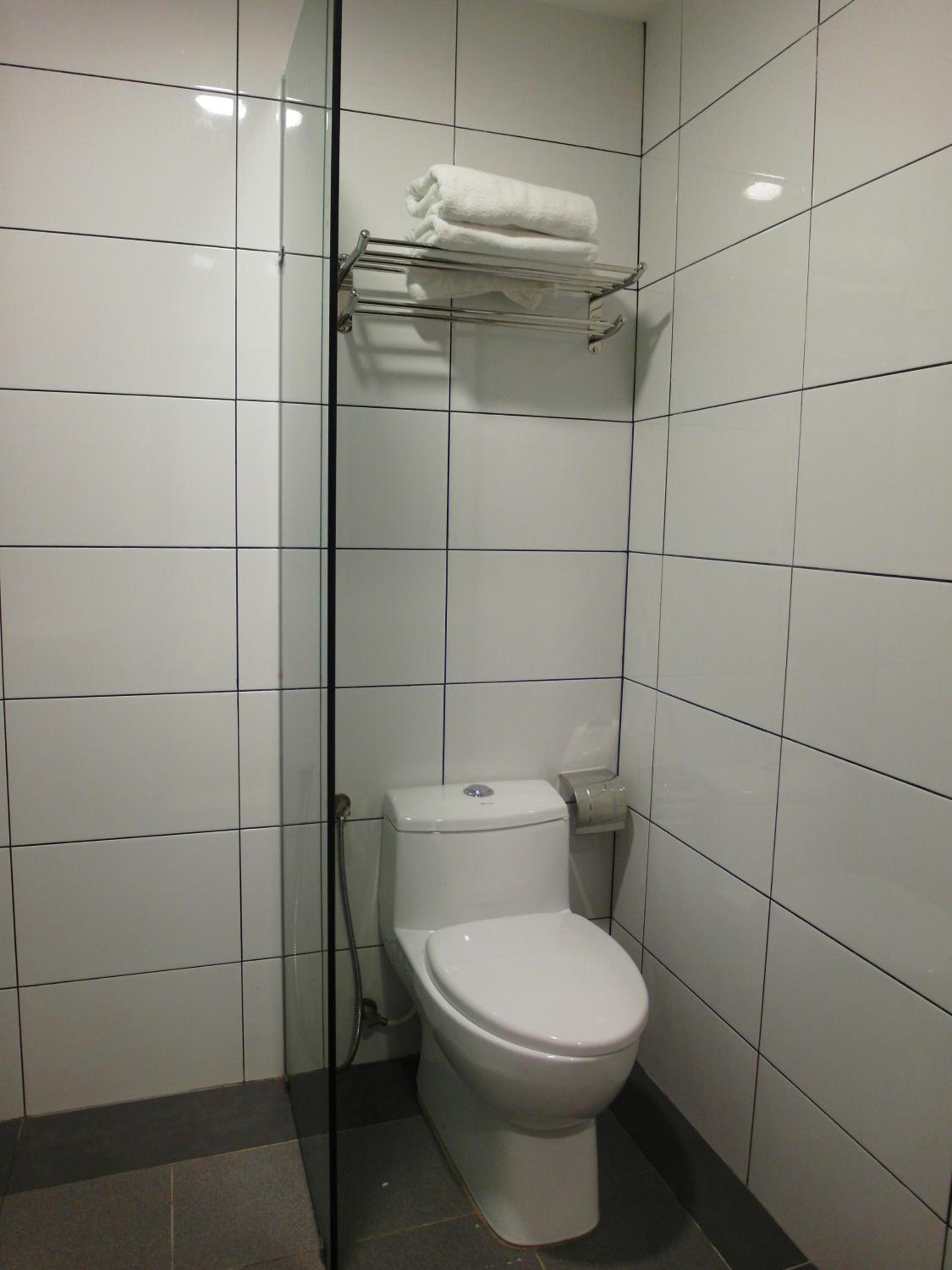 Nagoya Inn Hotel