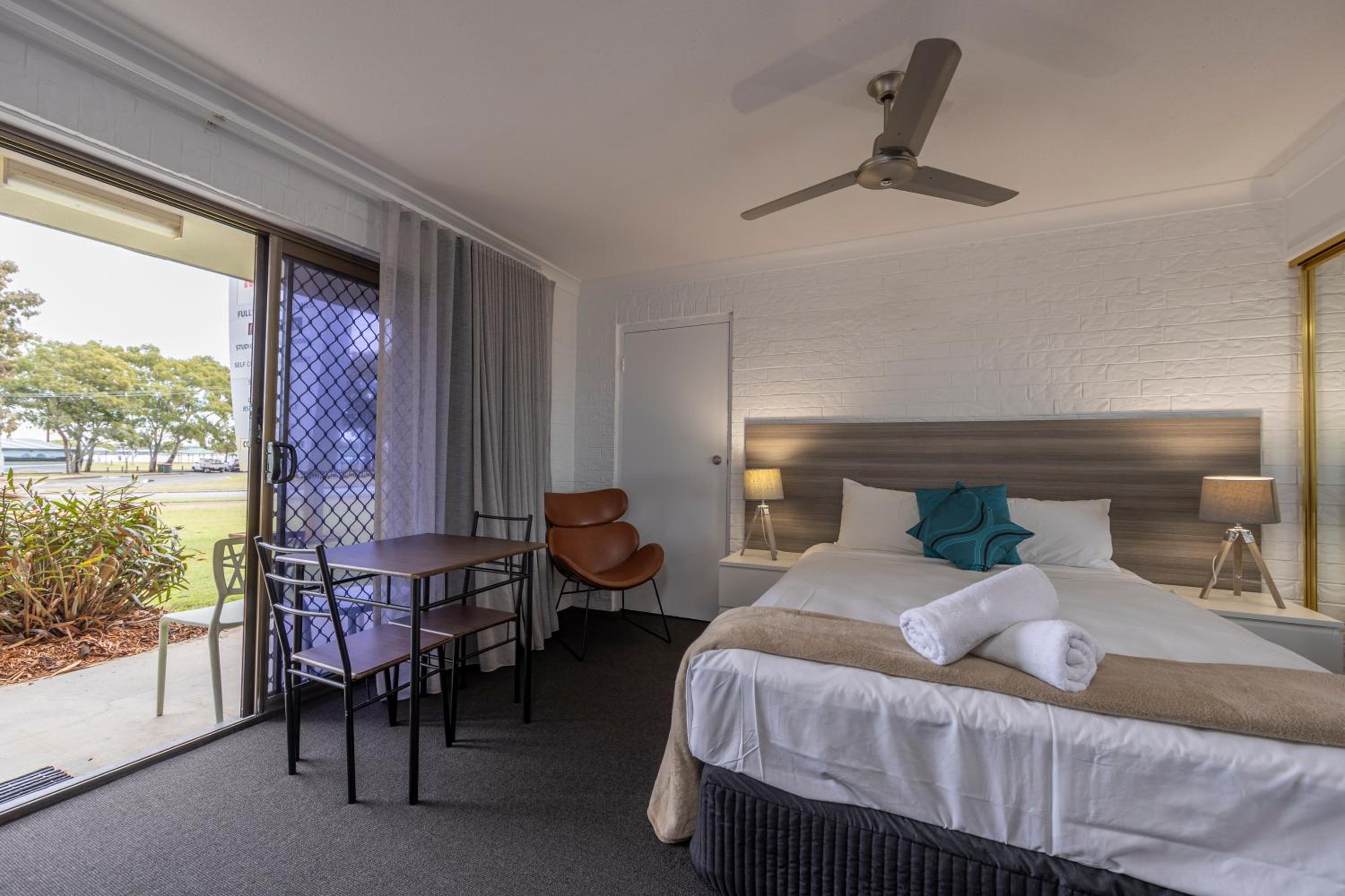 Bribie Waterways Motel