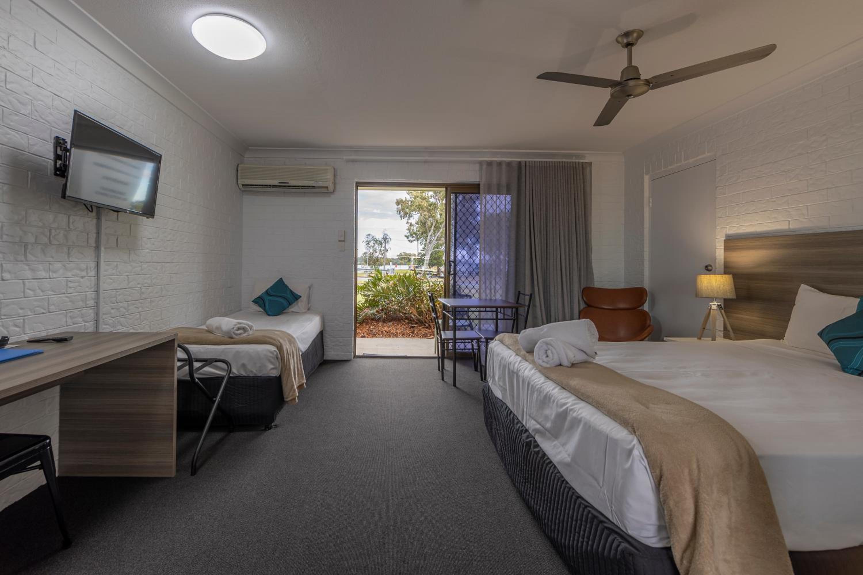 Bribie Waterways Motel