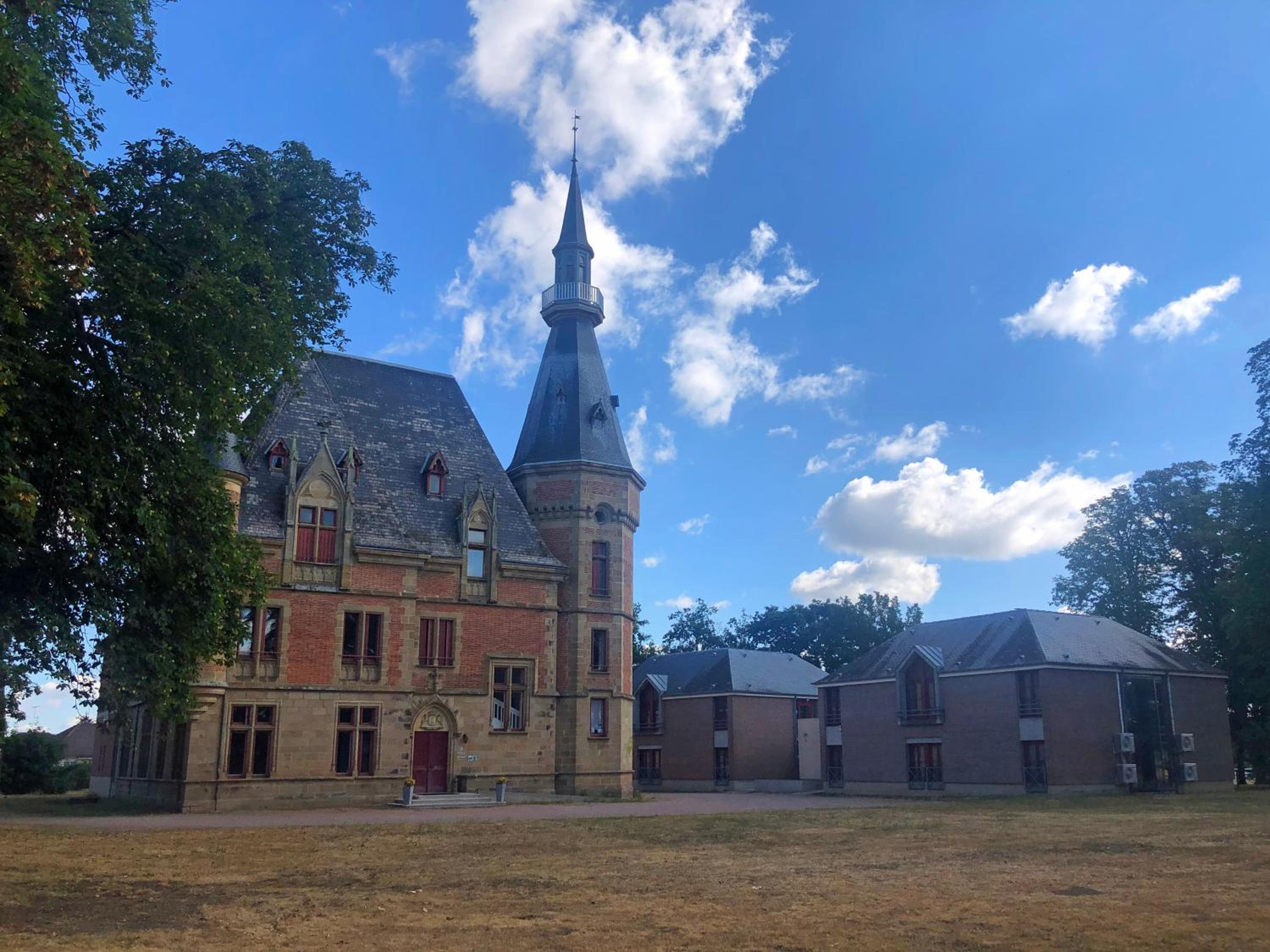 Château de Petit Bois view 4