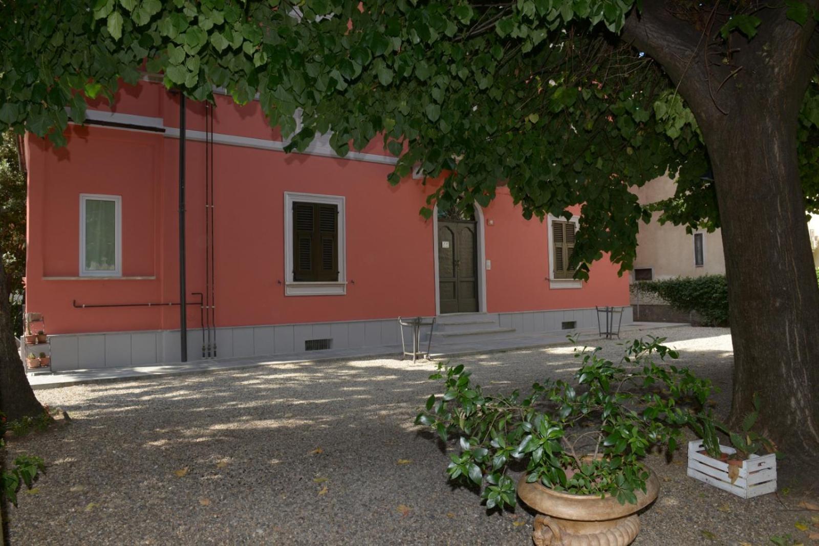 Rivaro Palace view 3