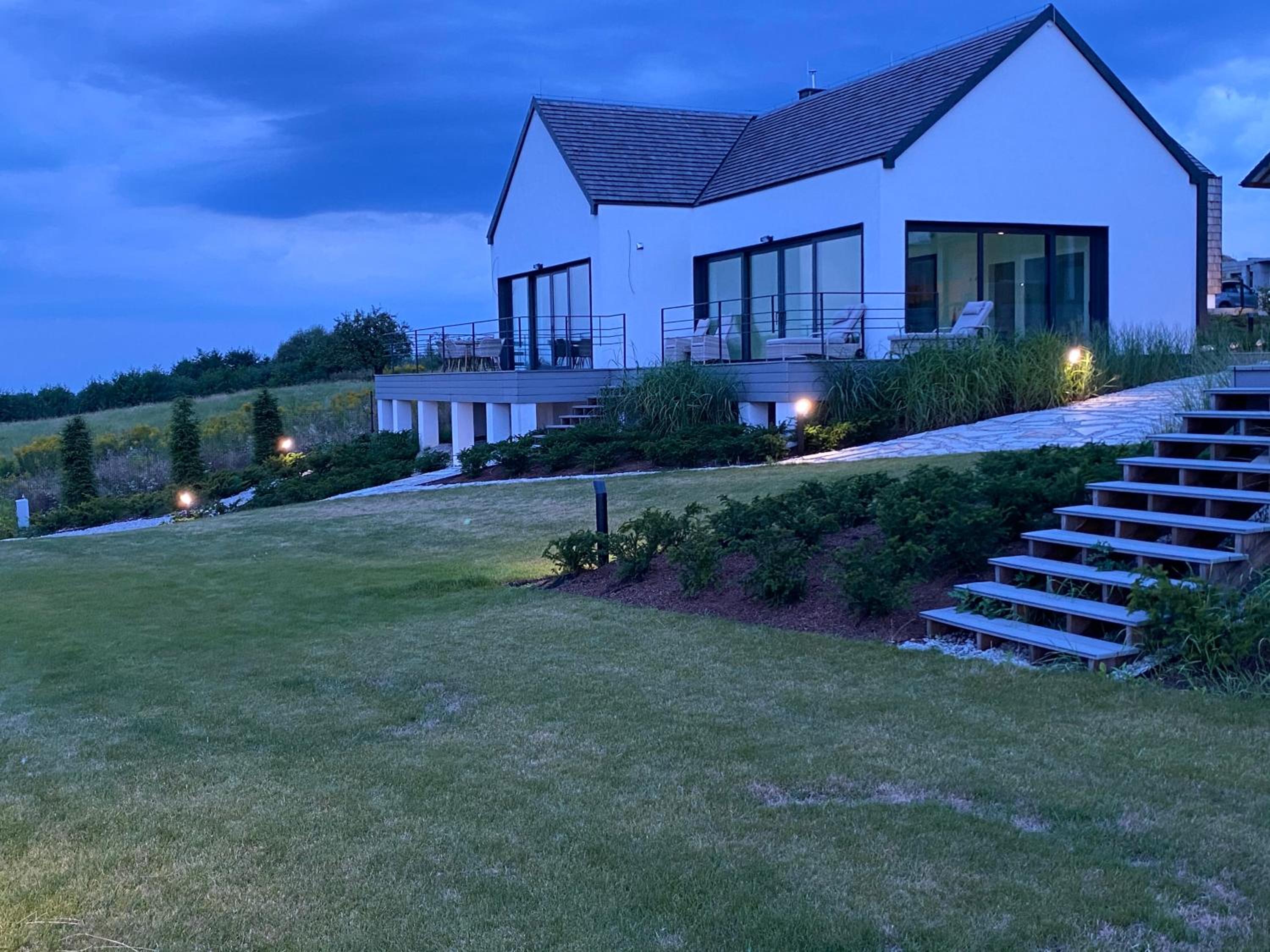 Photo 36