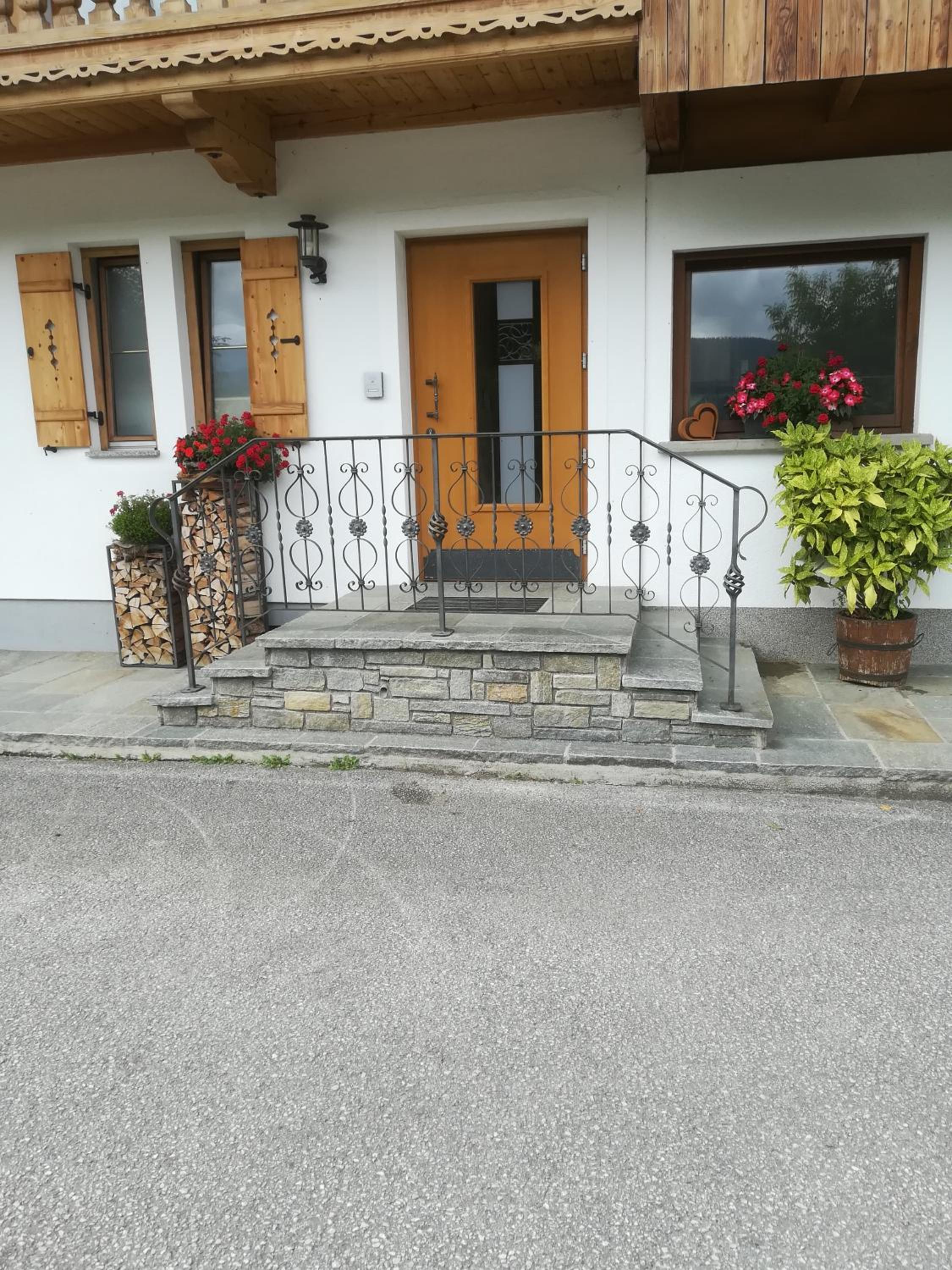 Photo 7