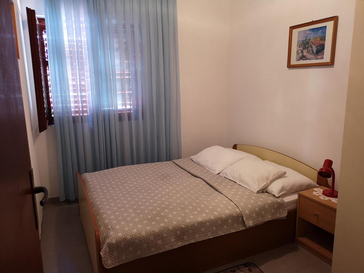 Queen beach apartments Nin Sabunike - Green street I view 5