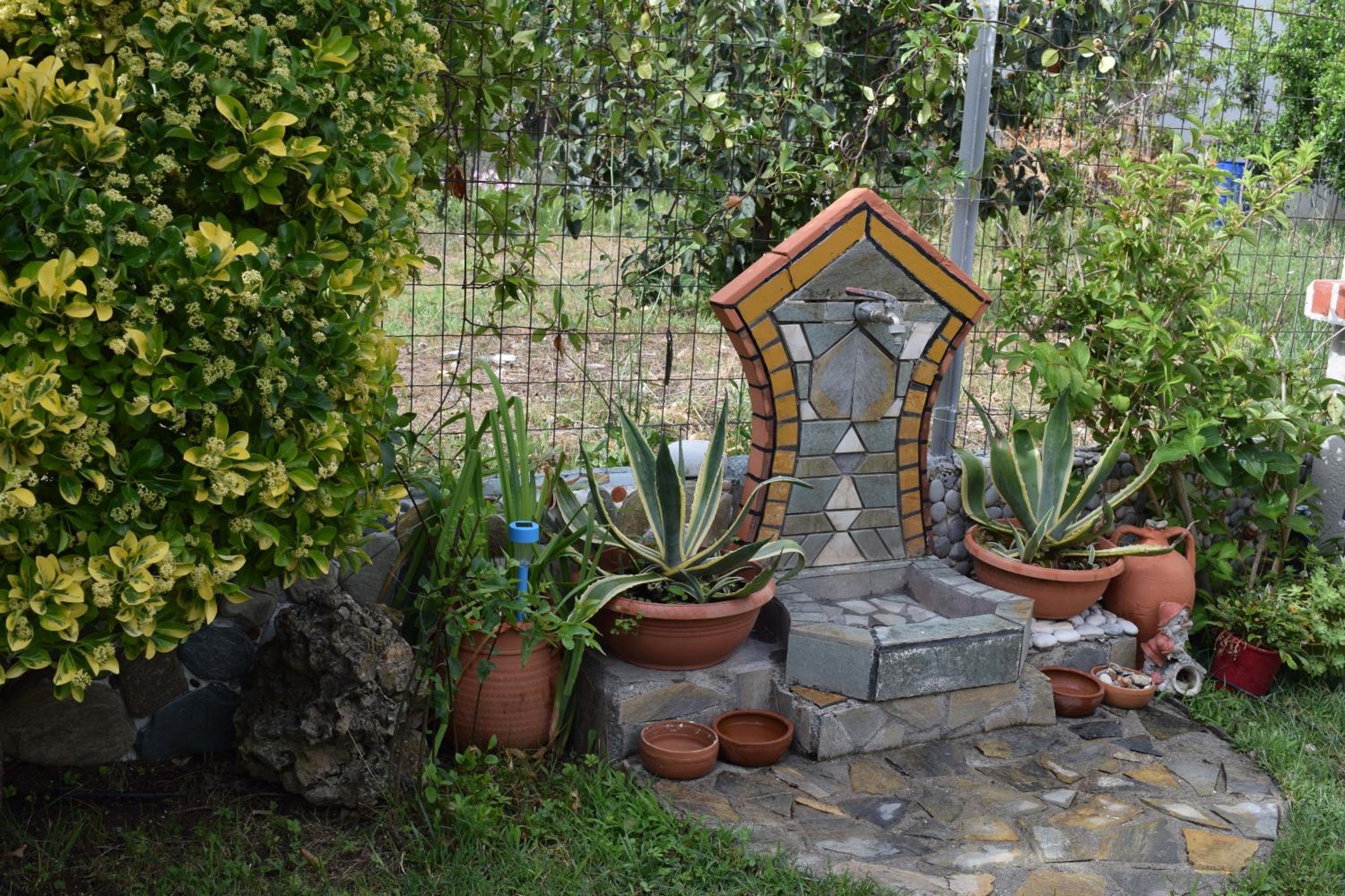 Garden's Villa view 5