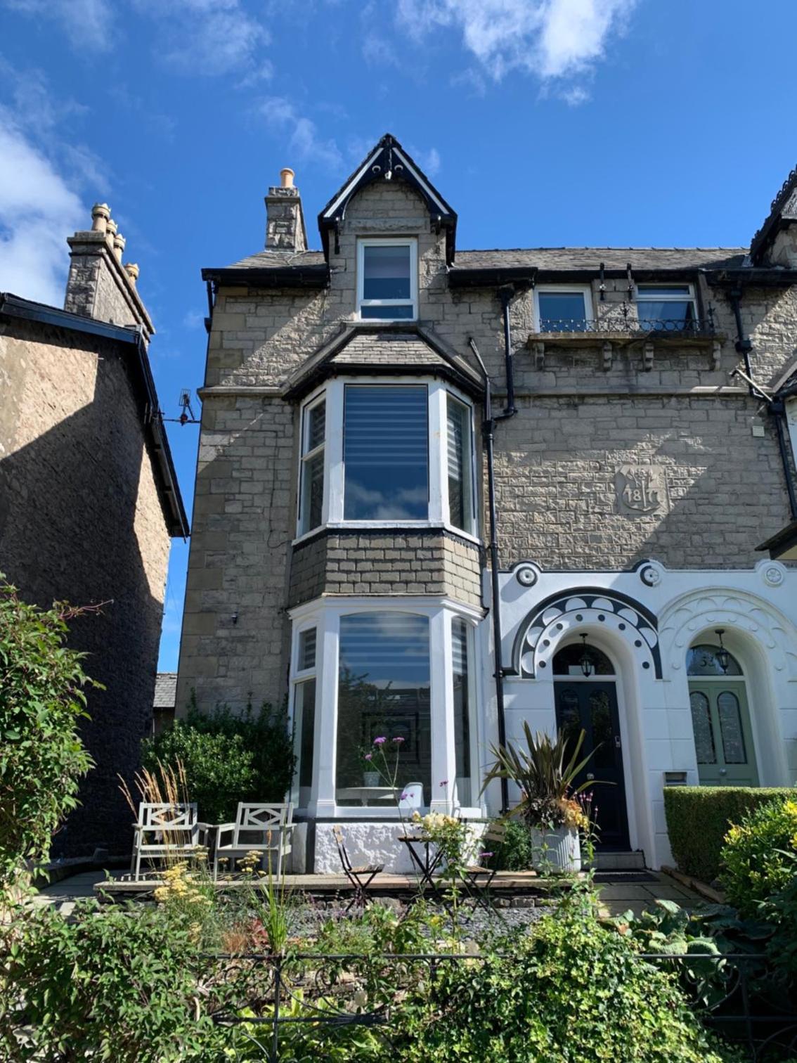 Sundial Stays Kendal view 3