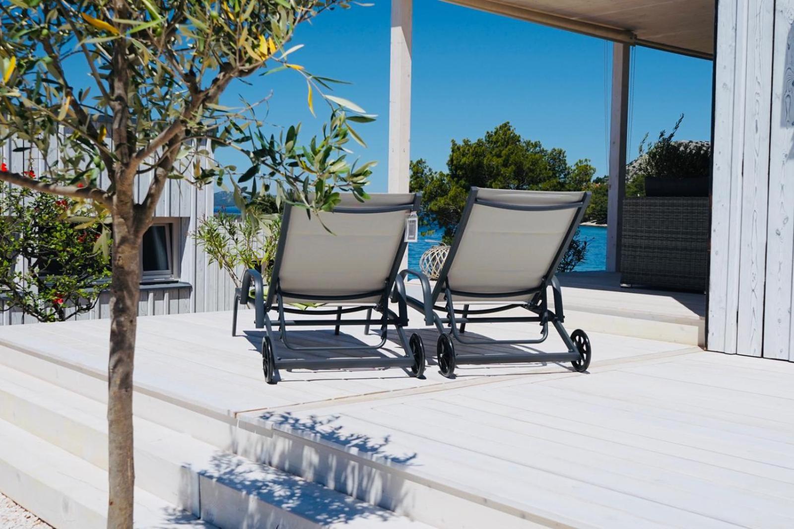 Eva Beach House I & II Buqez - private sauna or whirlpool