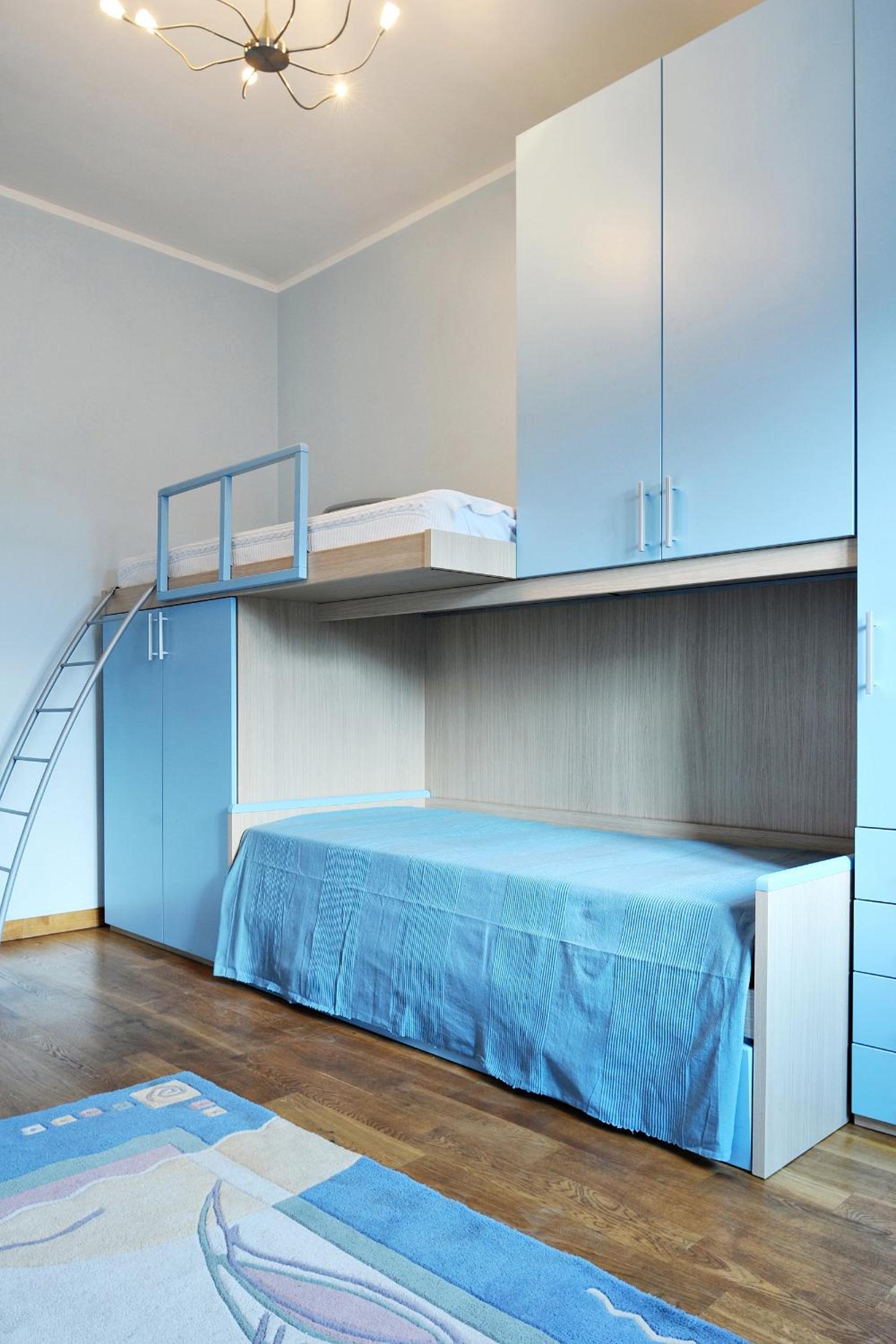Raina Lux Apartment