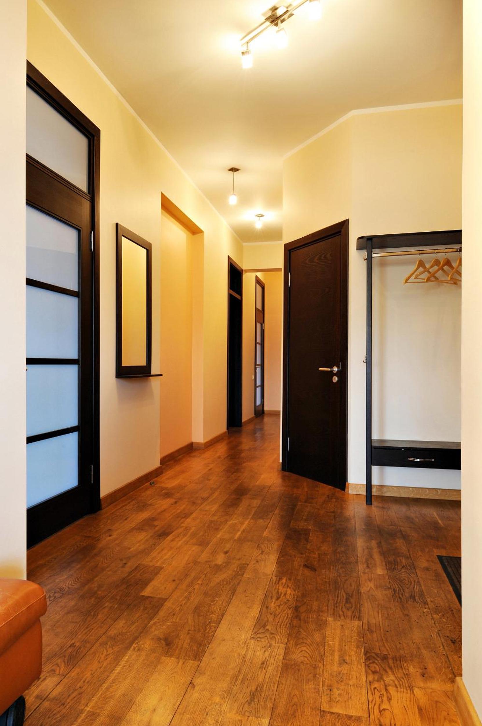 Raina Lux Apartment