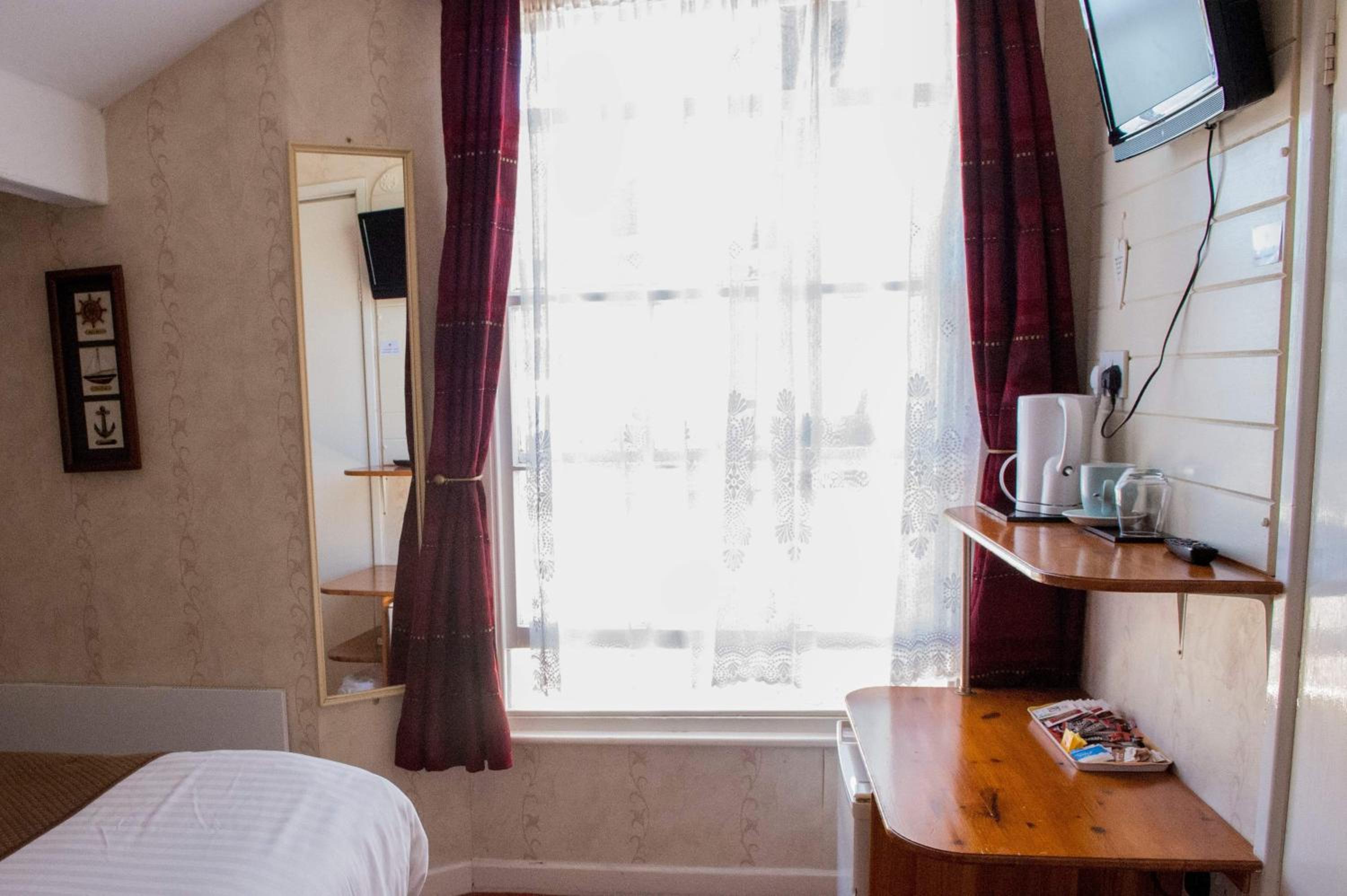 Poltair Guest House