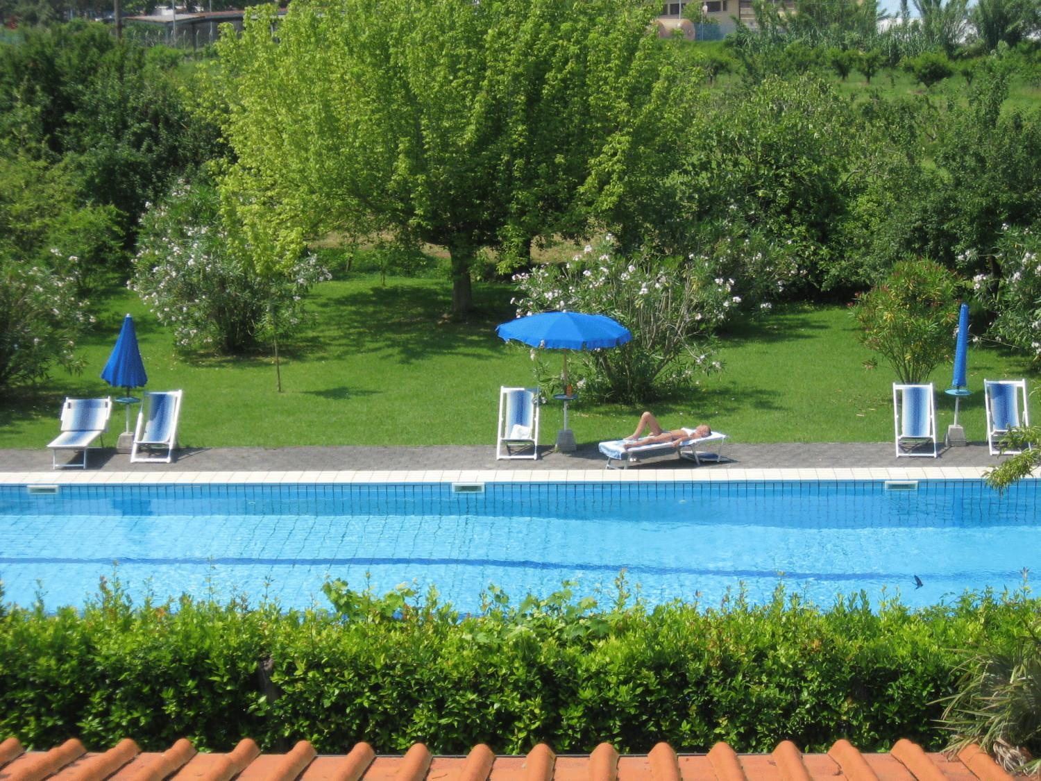 Photo 48