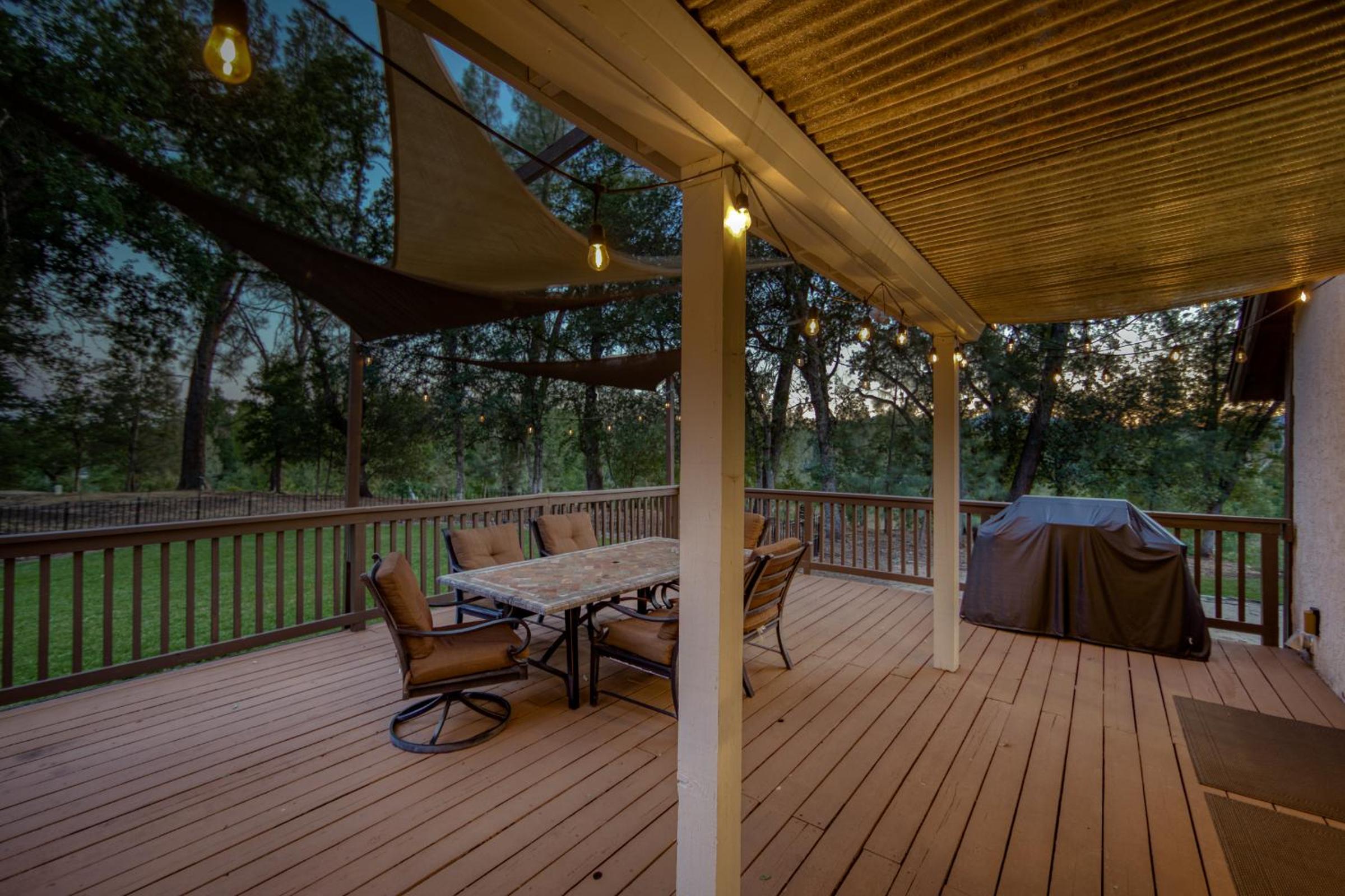 Redding Vacations - Hope Inn Redding - Property Image 26