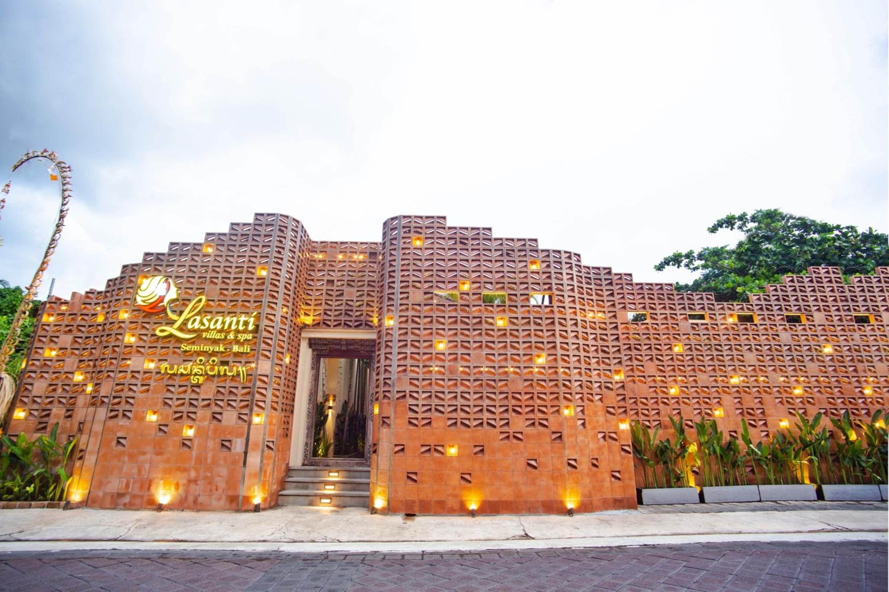 Hotel Lasanti Villas Seminyak - Image 1