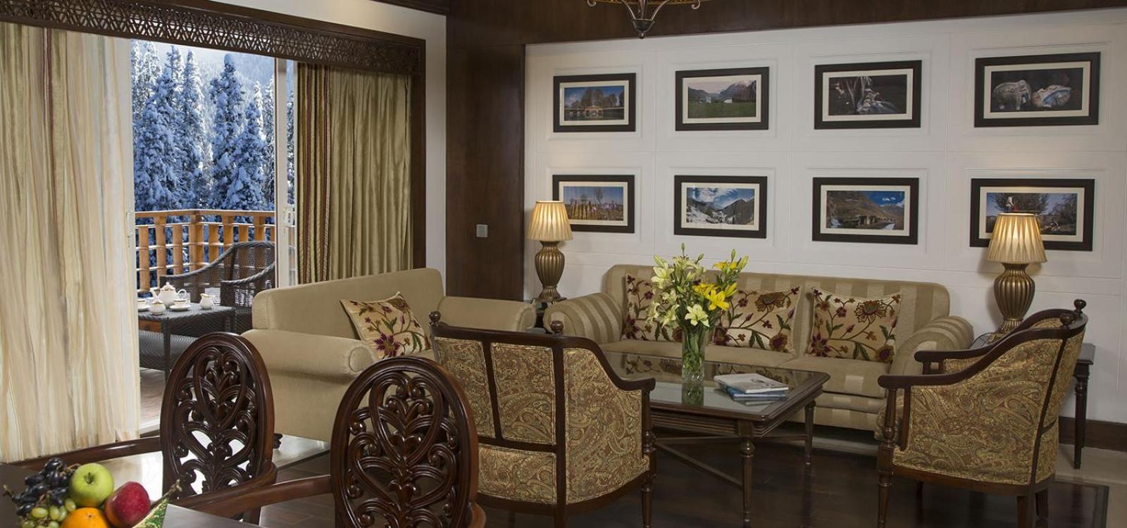 lounge