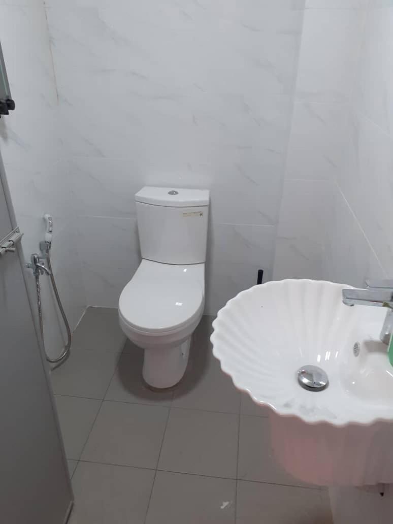 Omar's Place 2