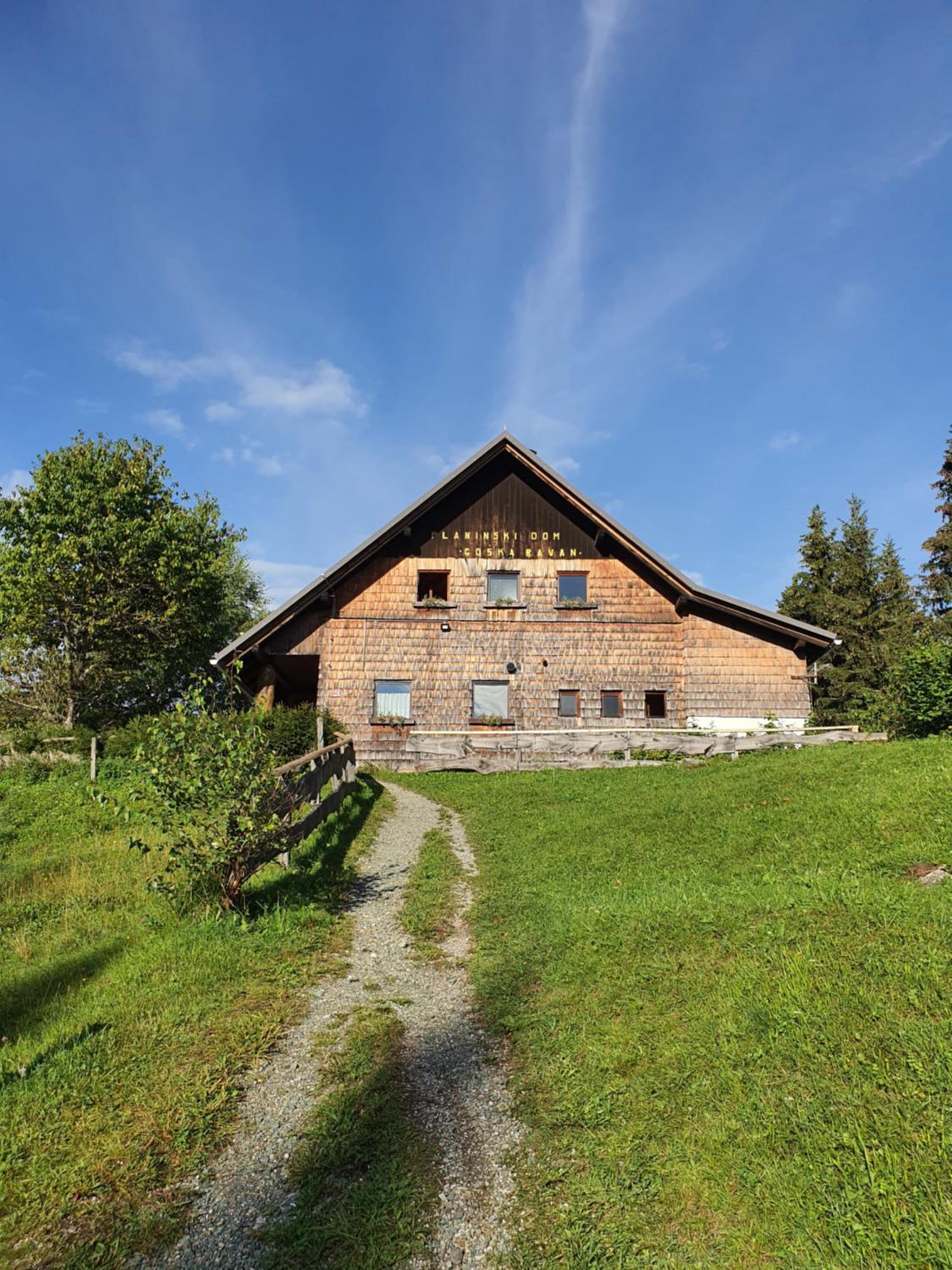 Koča Goška ravan view 4